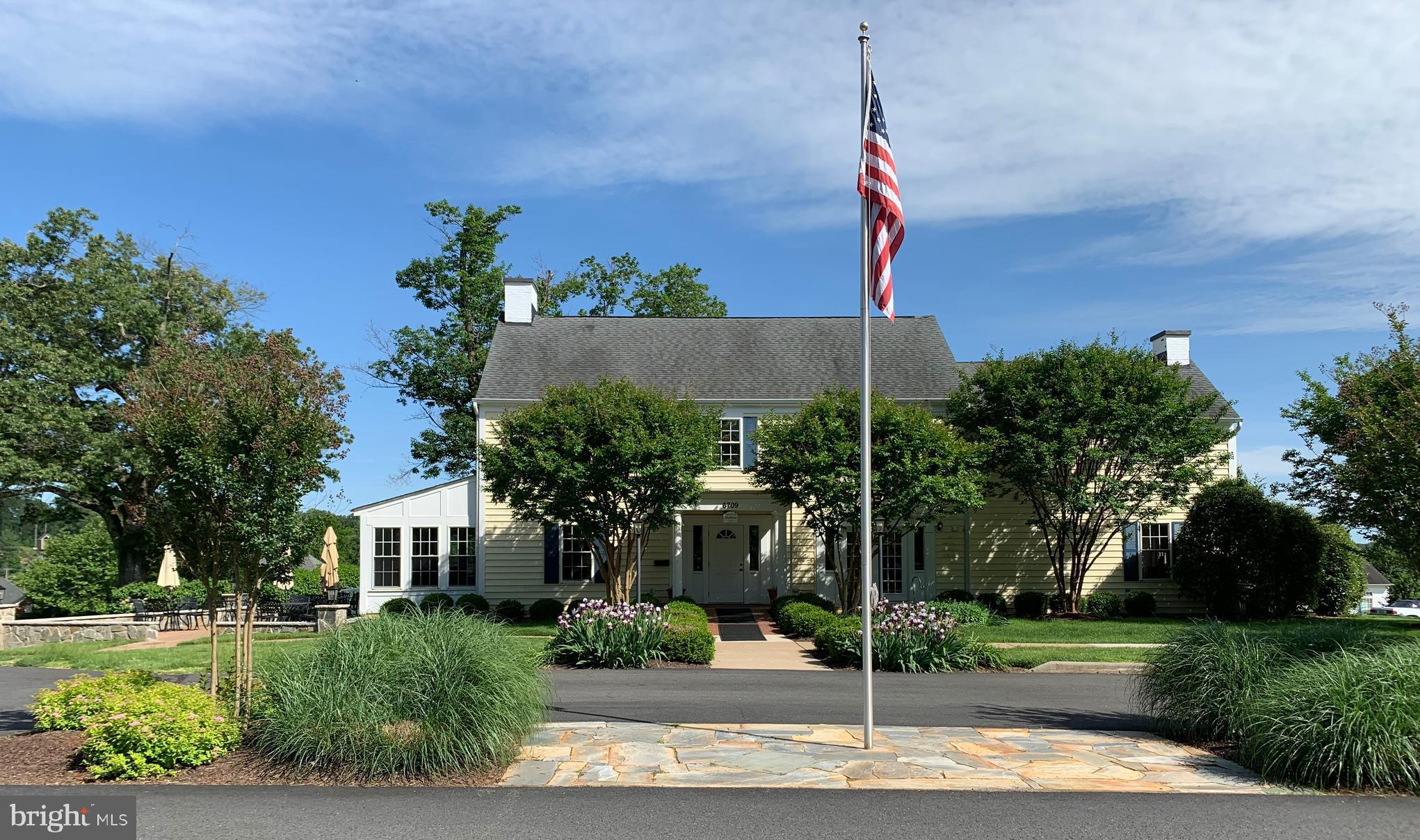 SUFFIELD MEADOWS - Residential