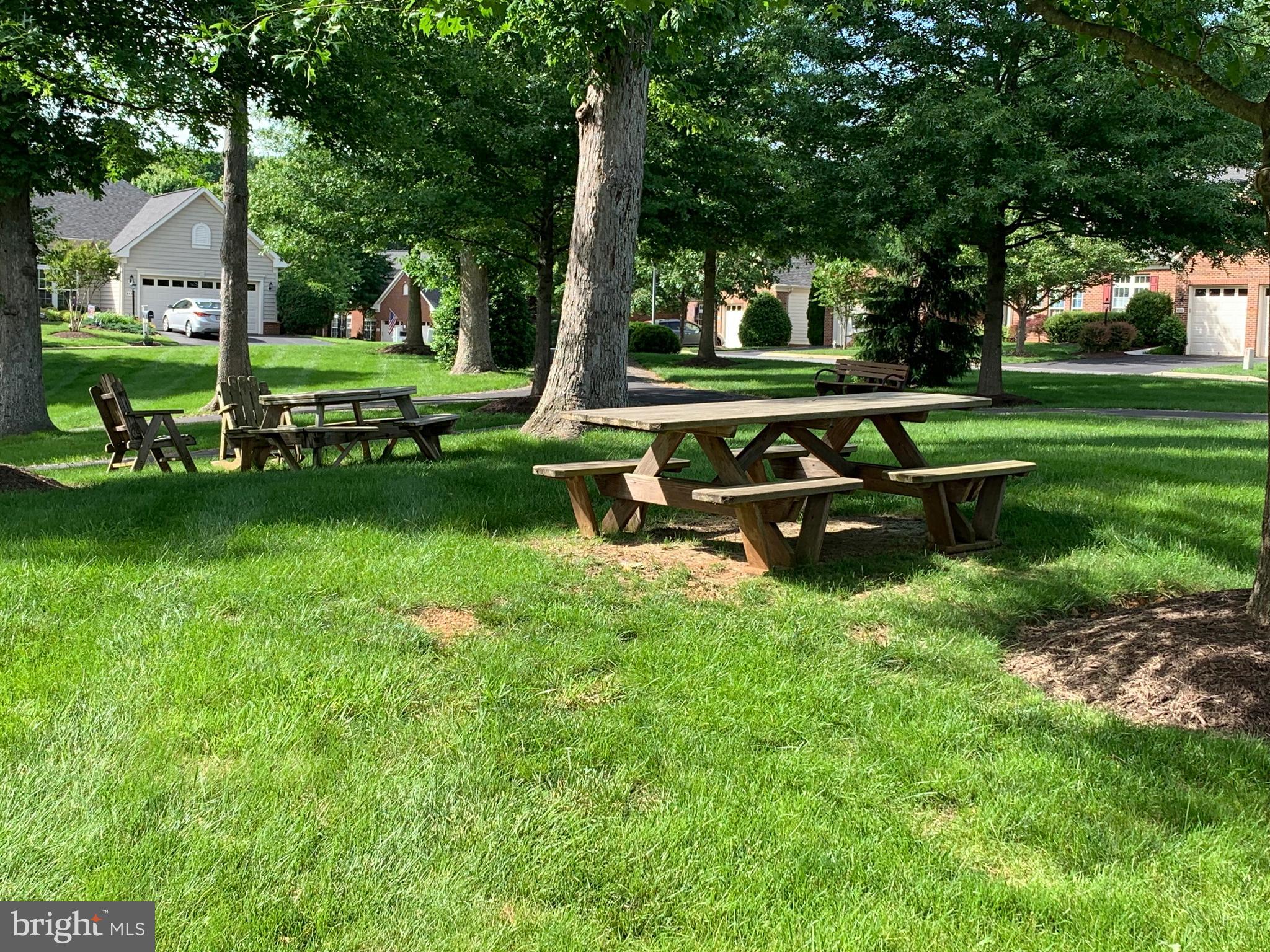 SUFFIELD MEADOWS - Residential