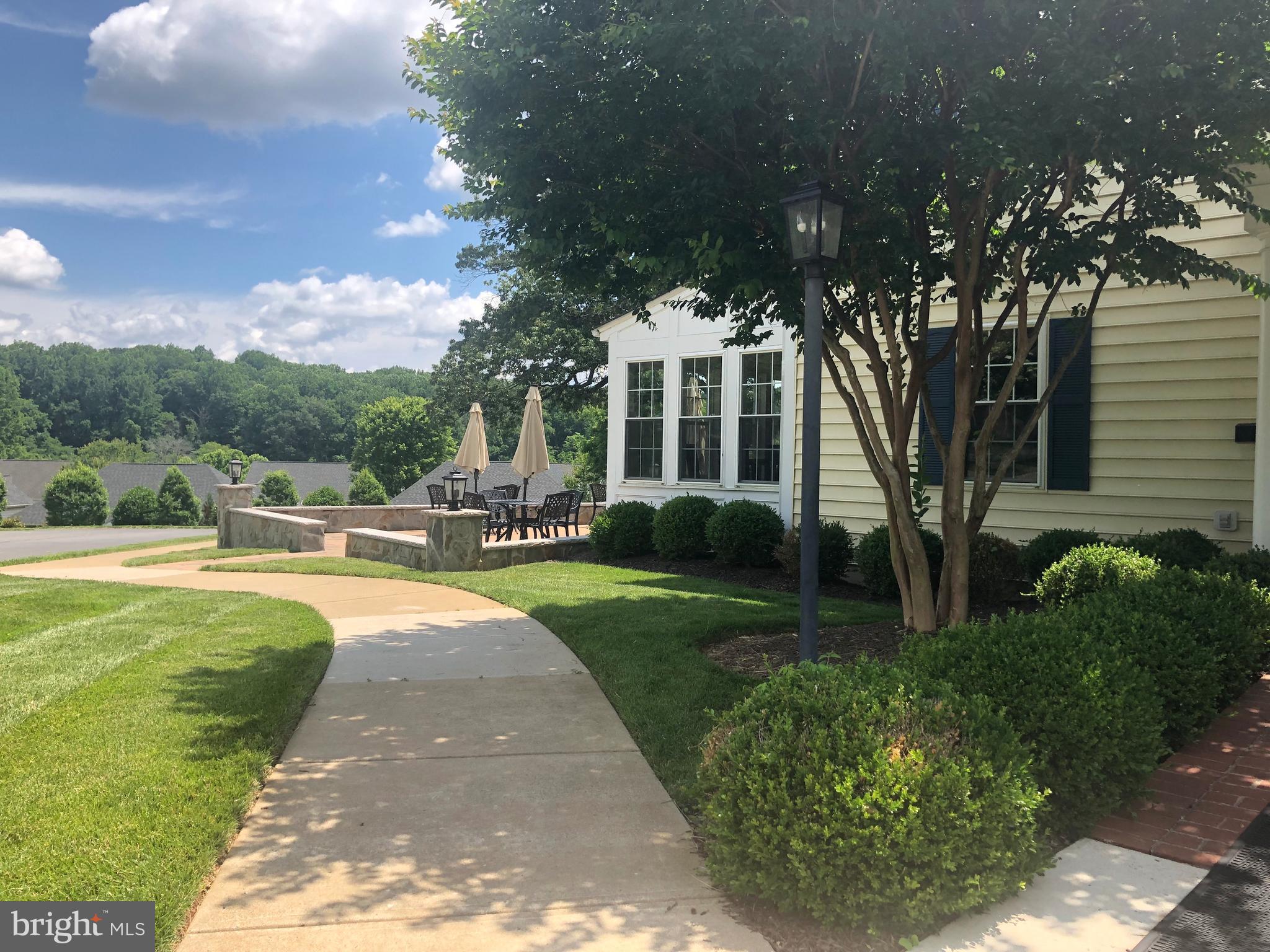 SUFFIELD MEADOWS - Residential