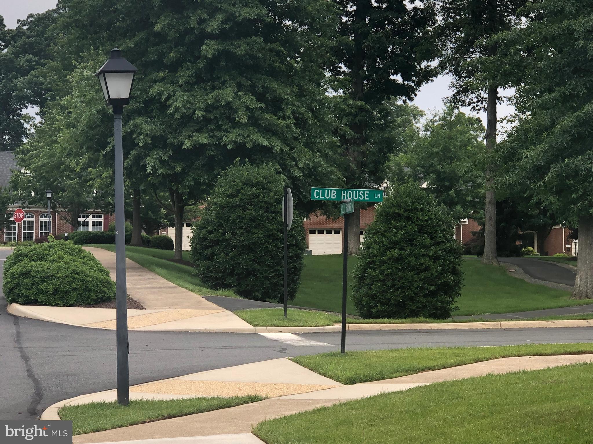 SUFFIELD MEADOWS - Residential