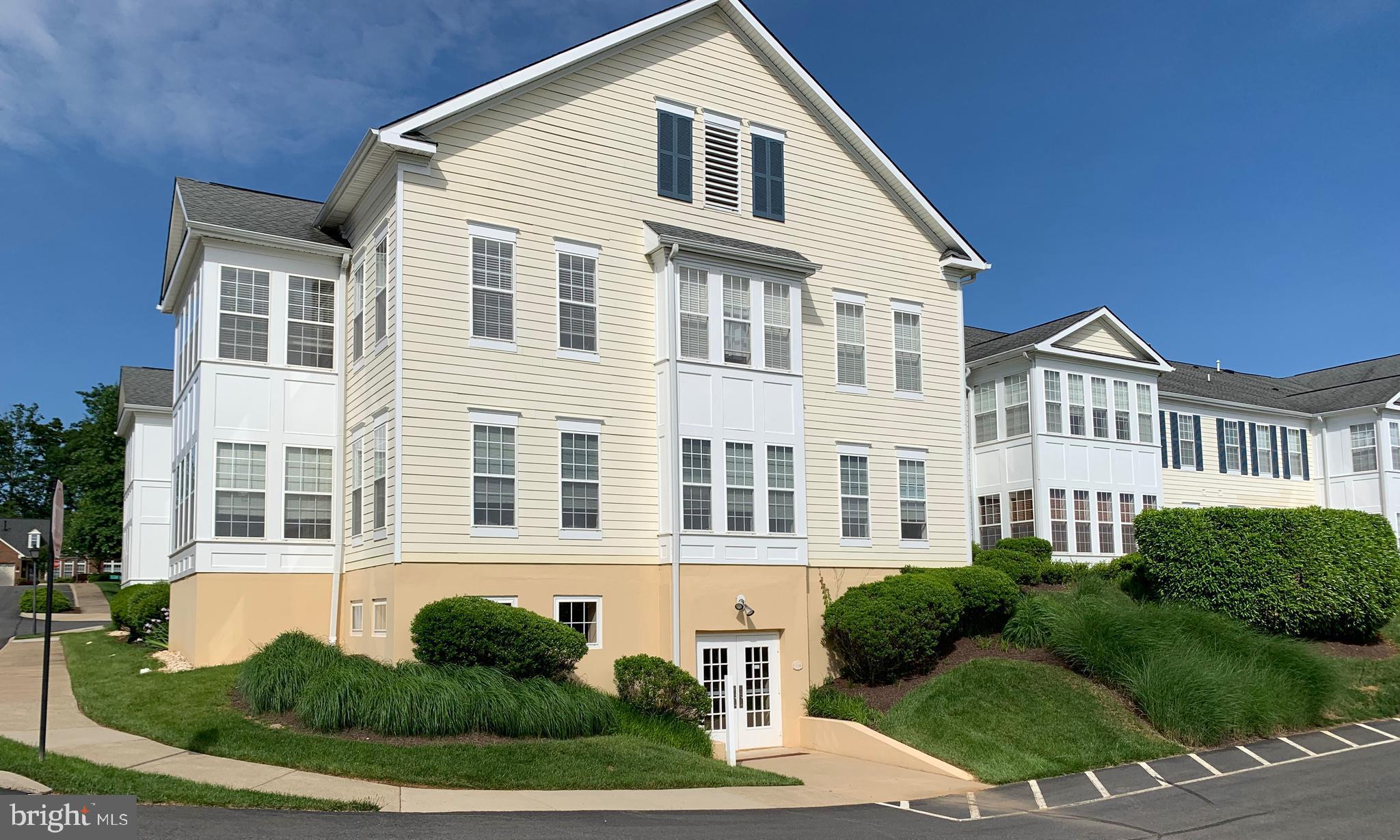 SUFFIELD MEADOWS - Residential