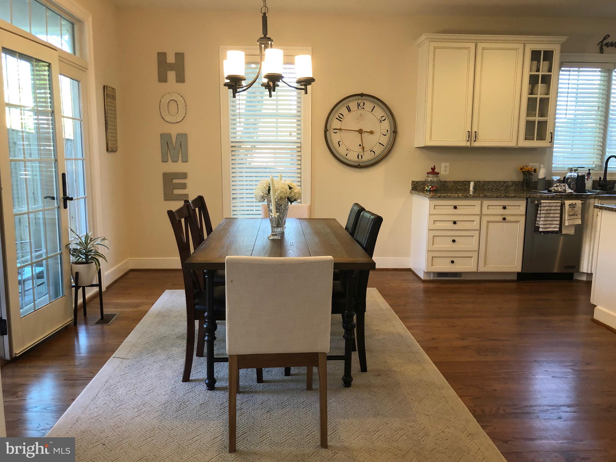 HIGHVIEW PARK - Residential Lease