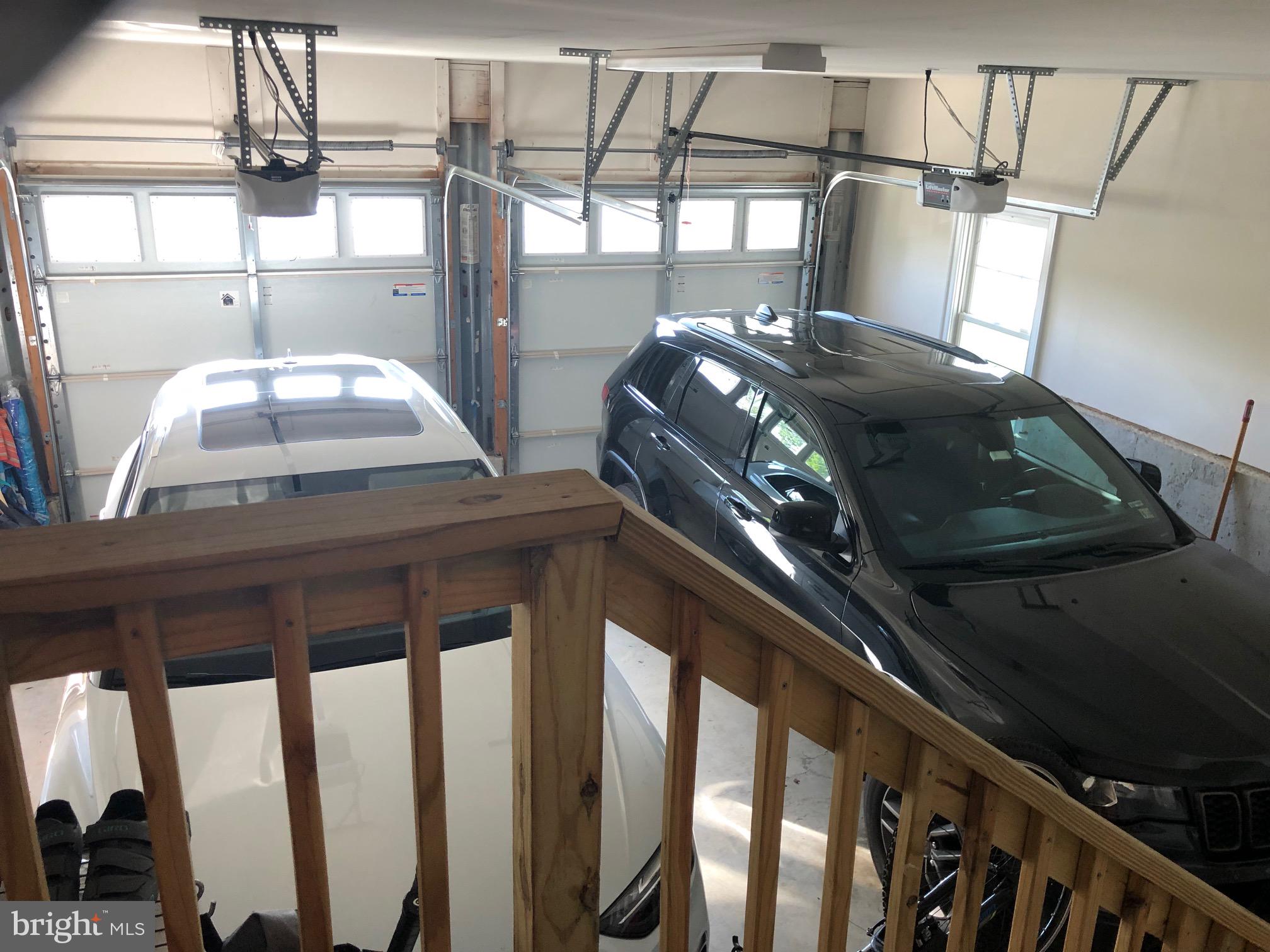 HIGHVIEW PARK - Residential Lease