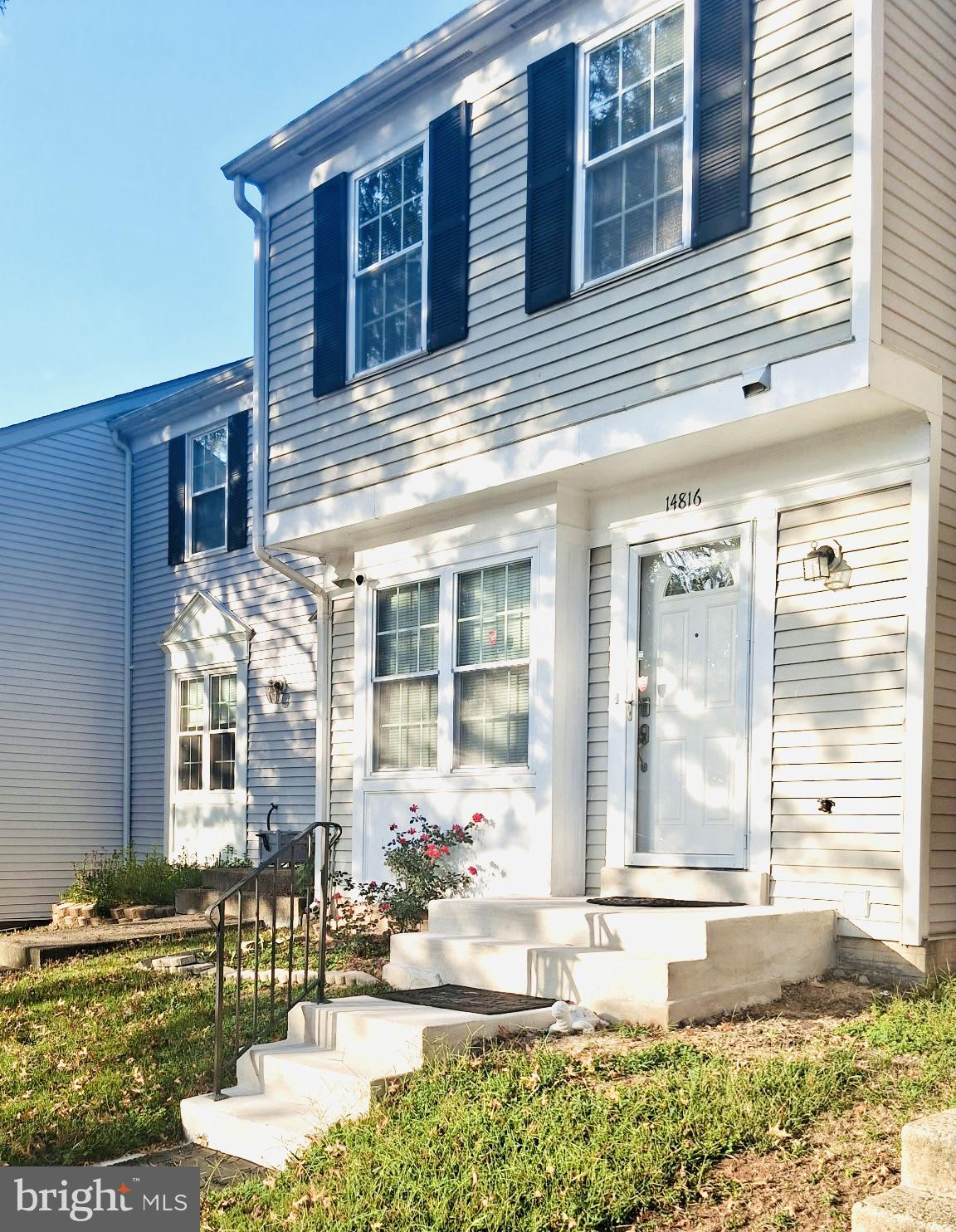 LONDON TOWN WEST - Residential Lease