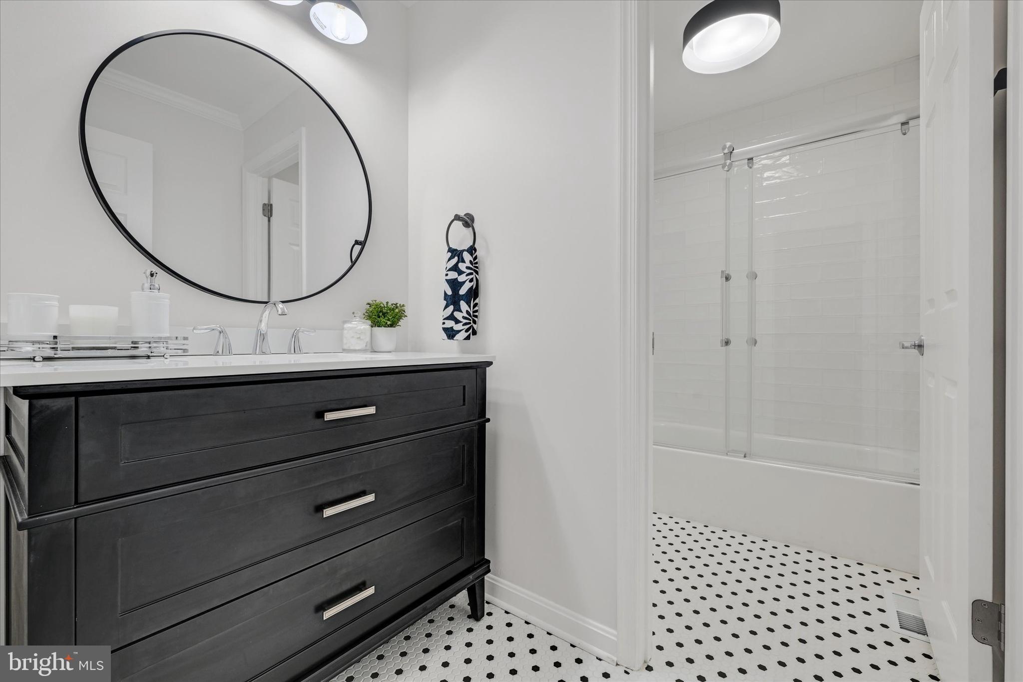 WILLOWBROOK - Residential