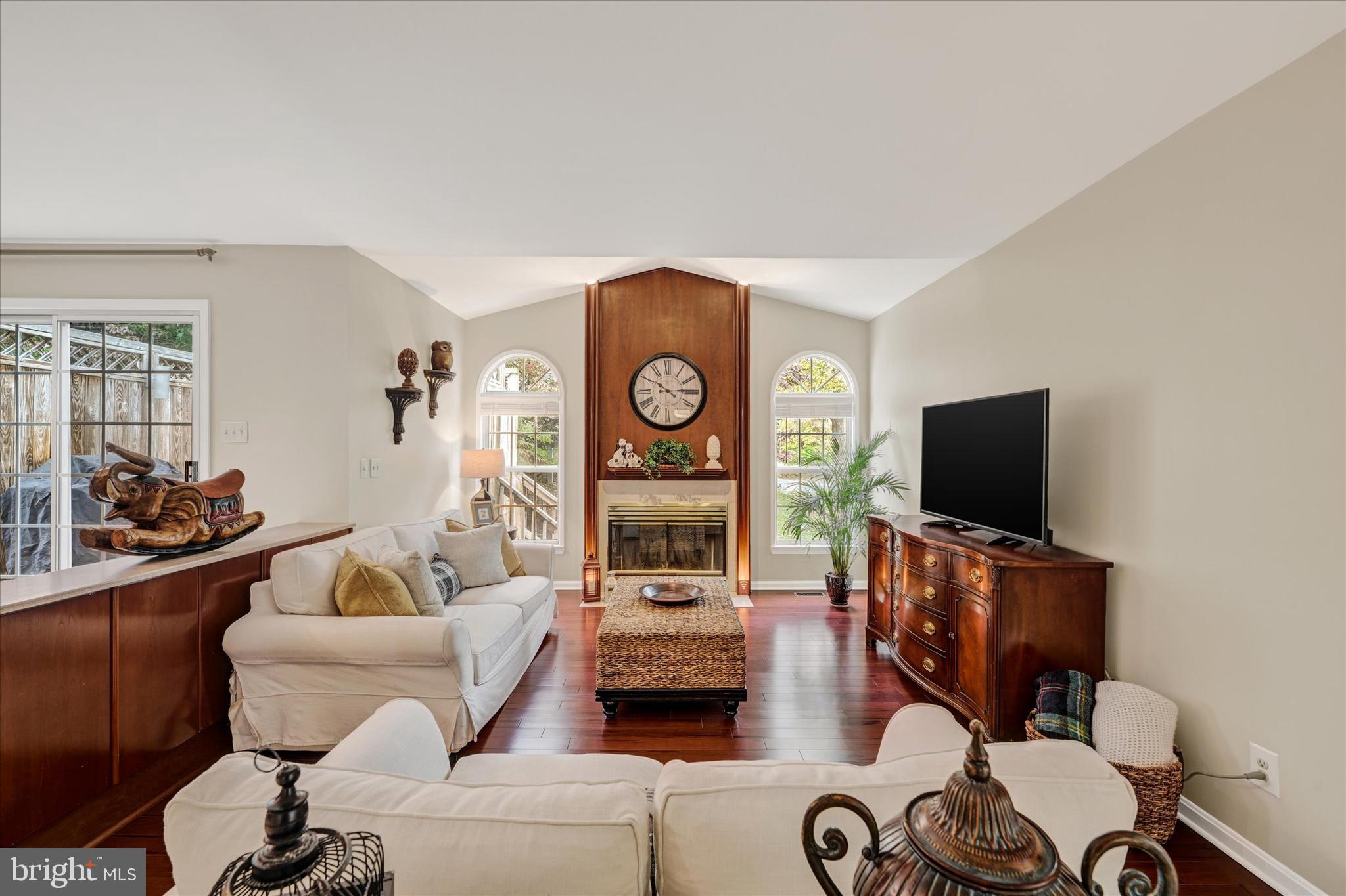 WILLOWBROOK - Residential