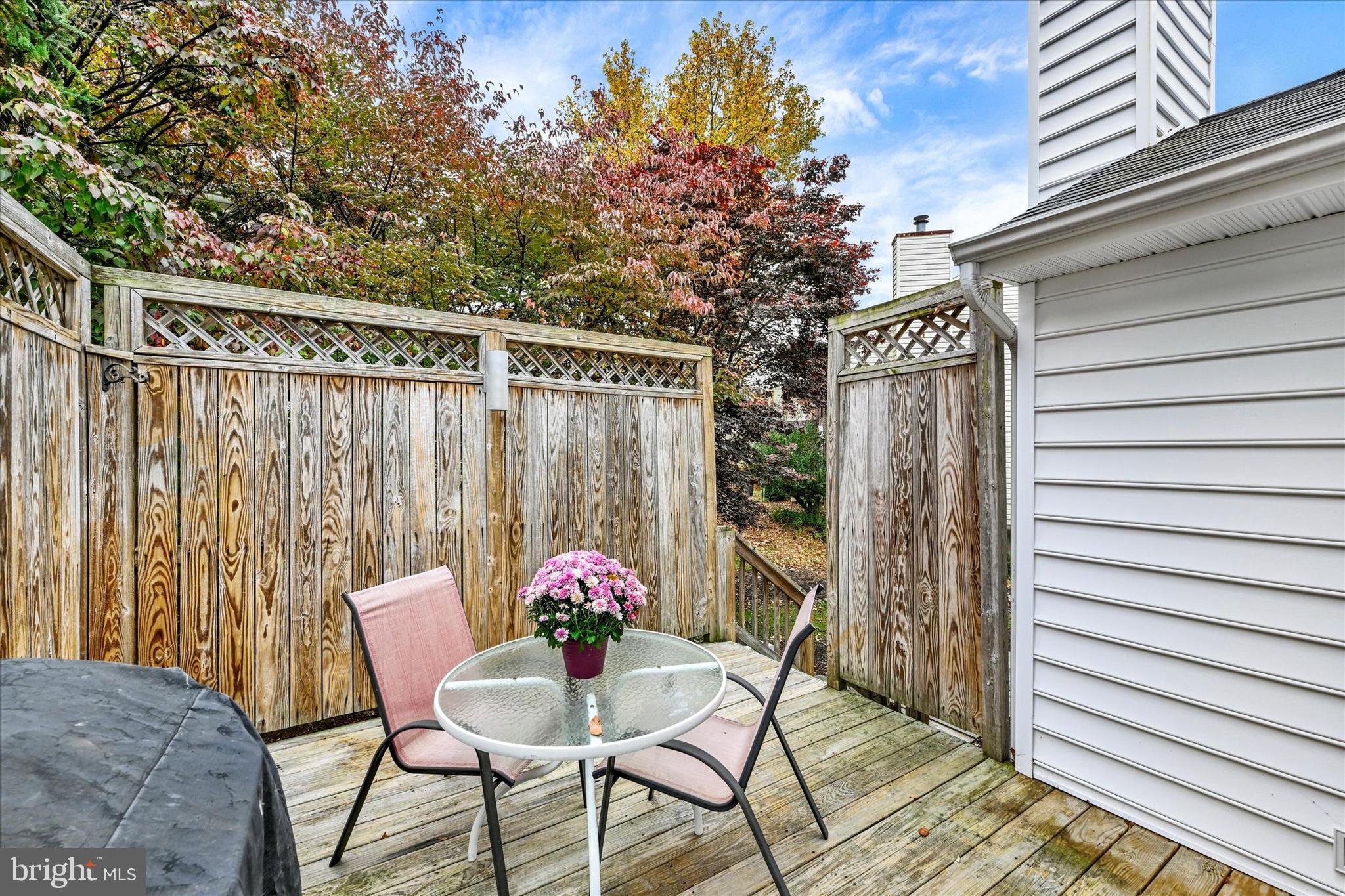 WILLOWBROOK - Residential