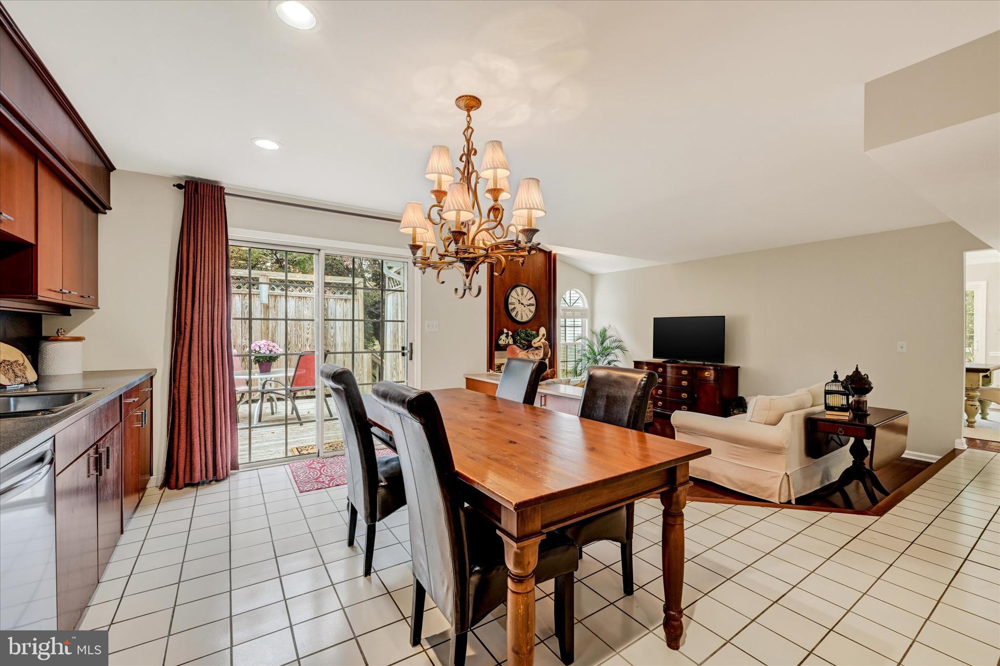 WILLOWBROOK - Residential