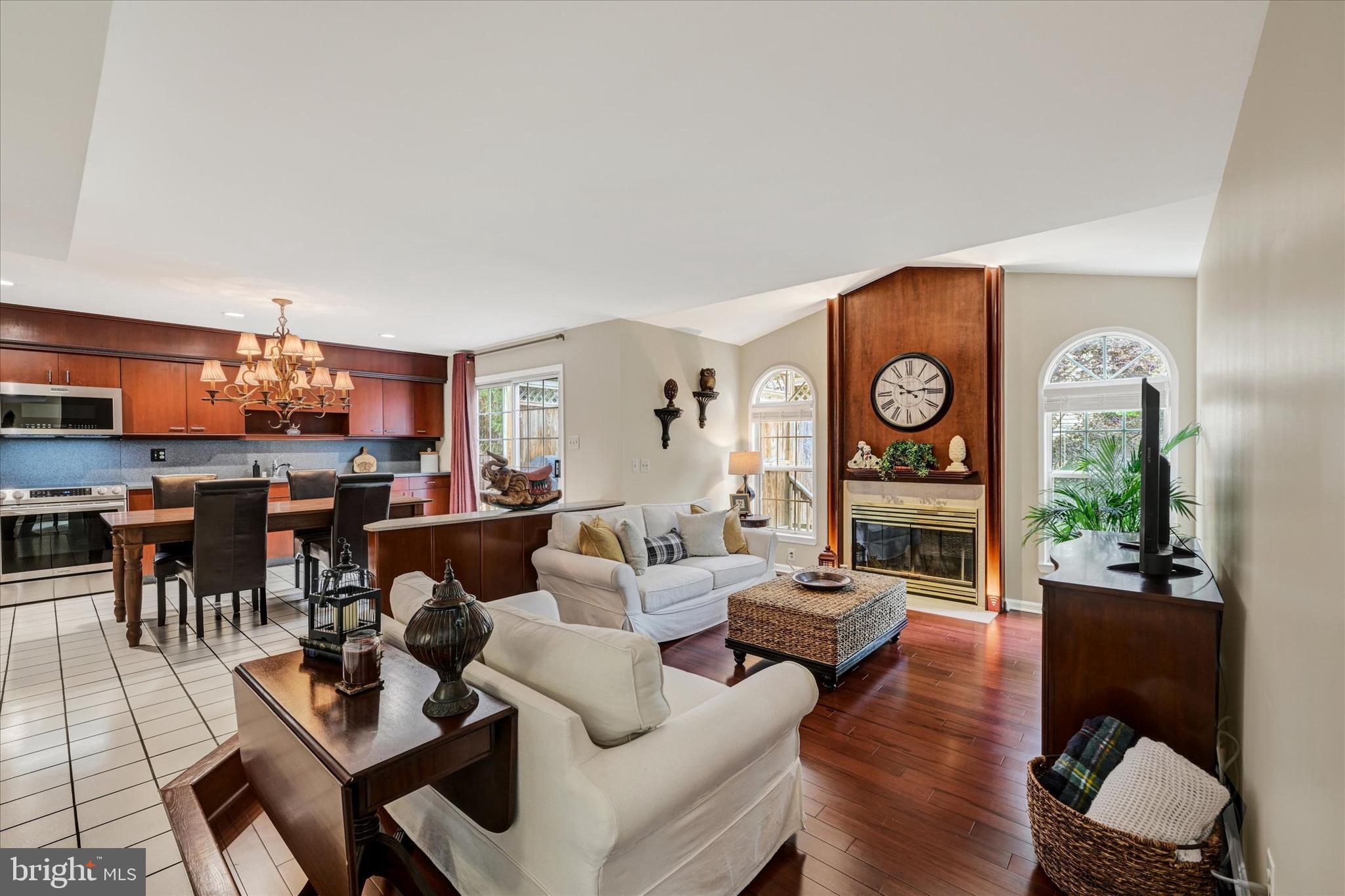 WILLOWBROOK - Residential