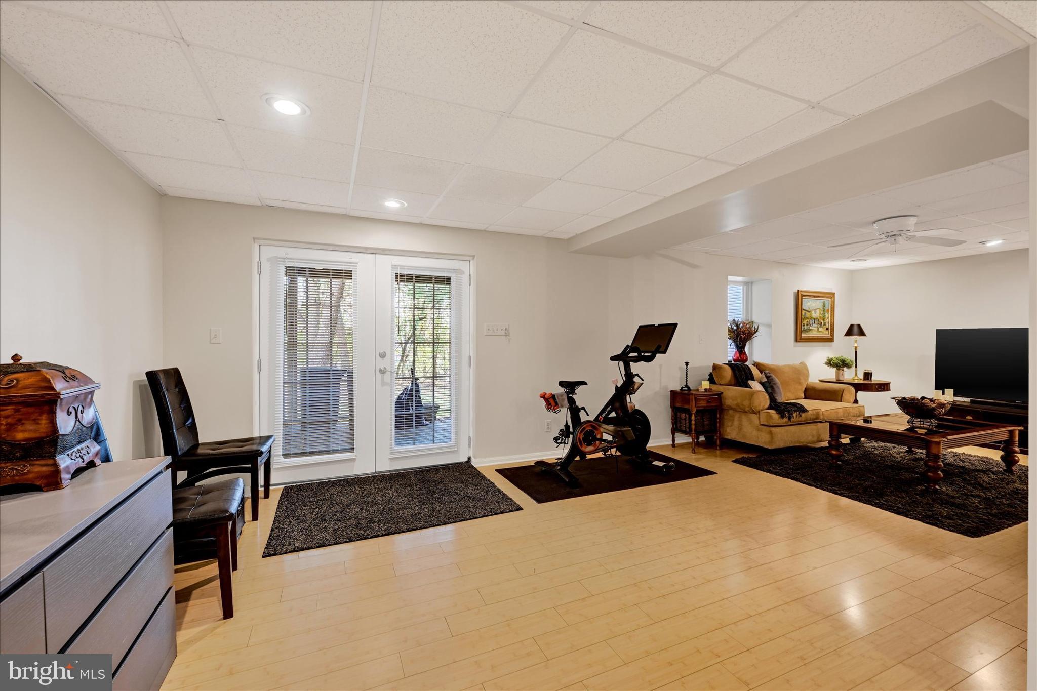 WILLOWBROOK - Residential