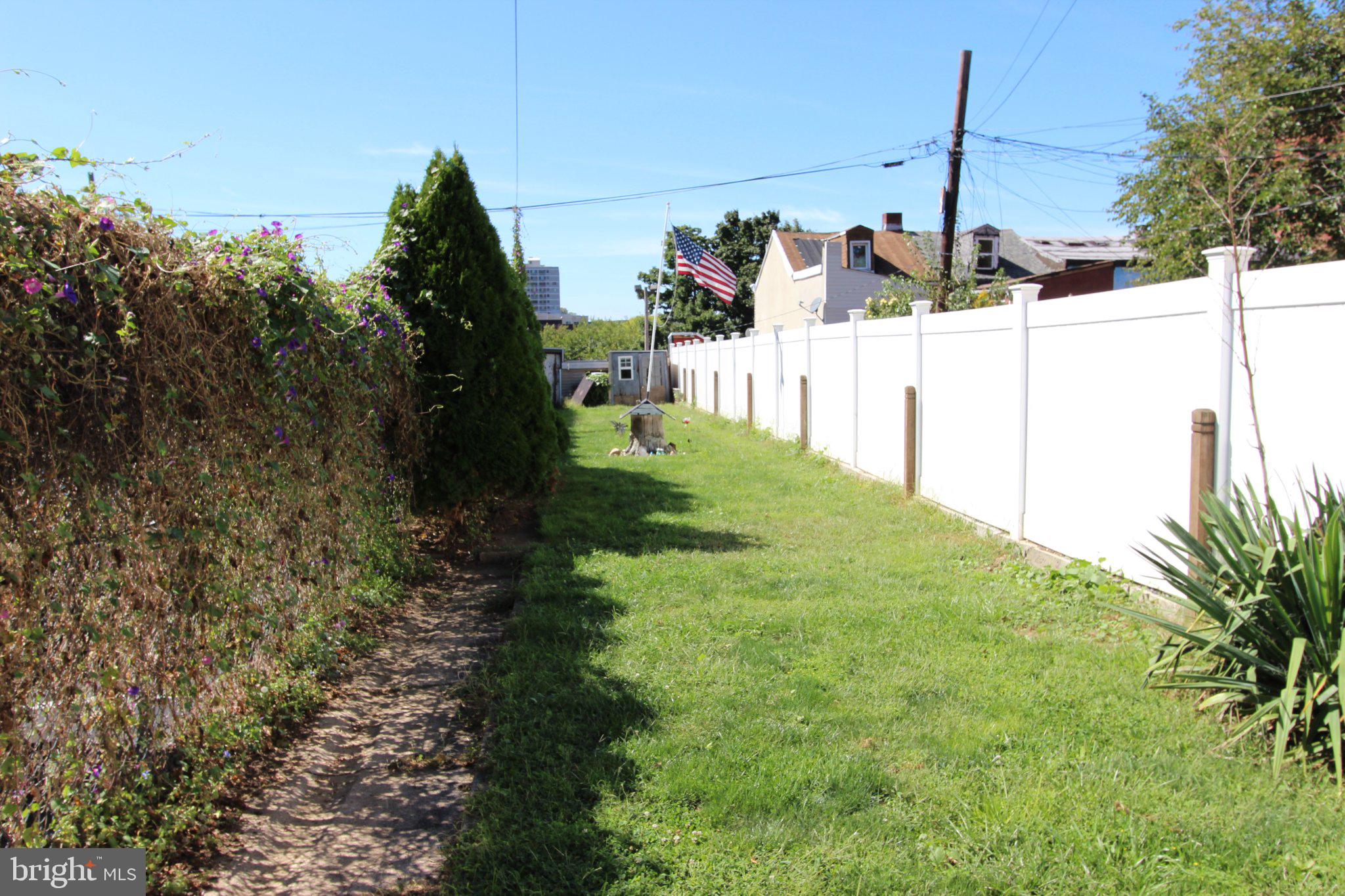112 N 4TH STREET