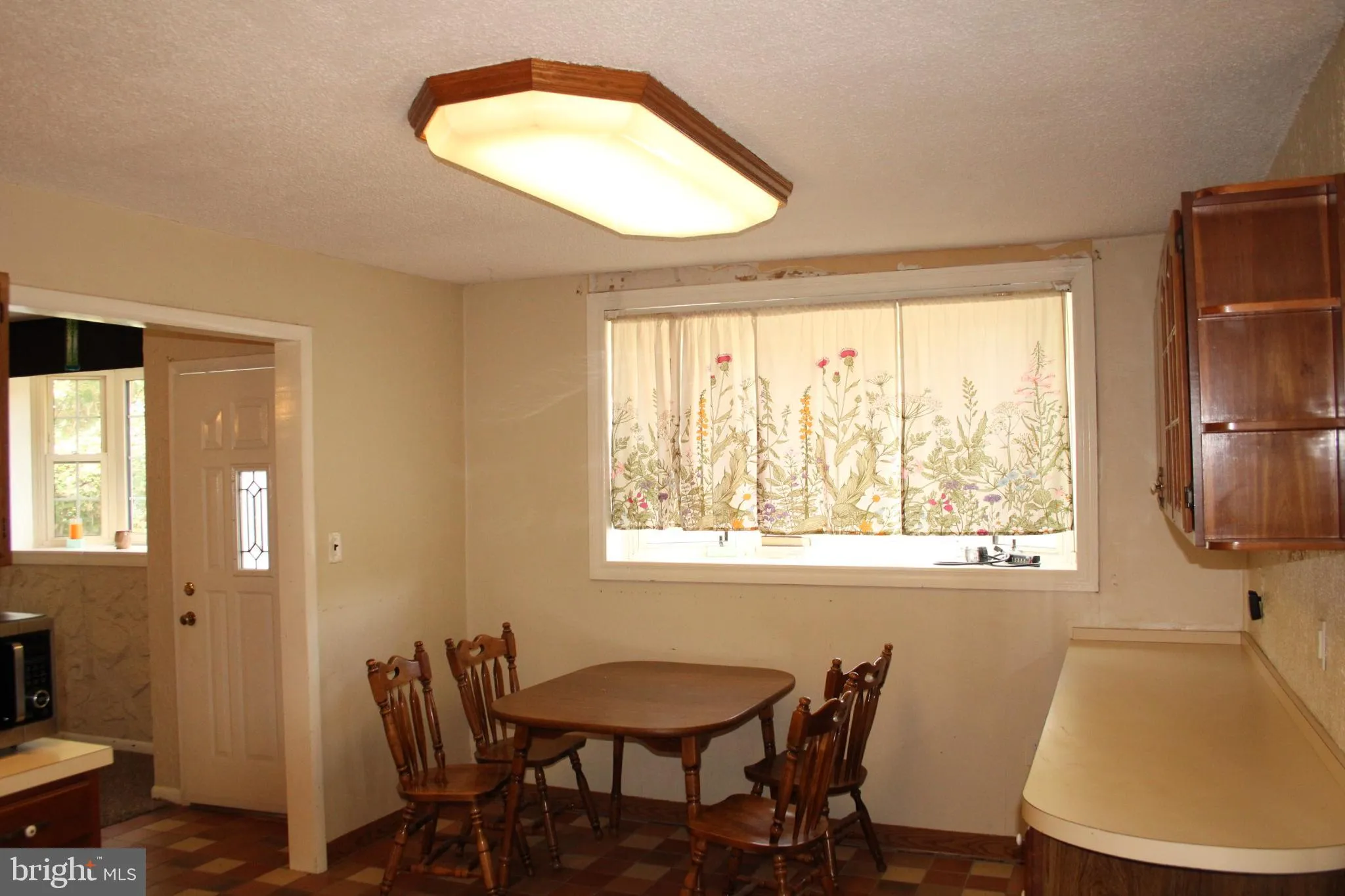 Glendora, New Jersey 08029, United States, 3 Bedrooms Bedrooms, ,1 BathroomBathrooms,Residential,Pending,200513