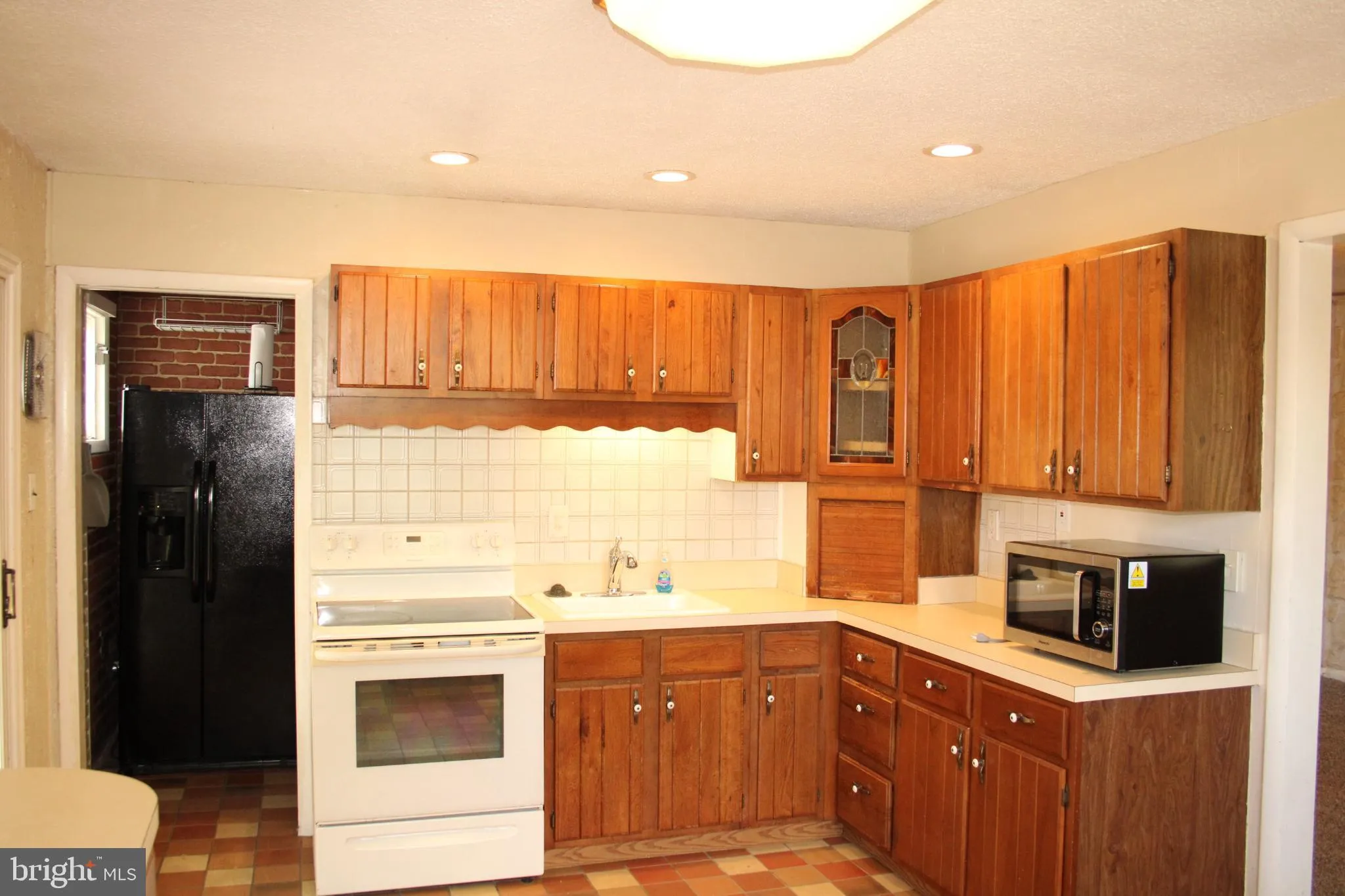 Glendora, New Jersey 08029, United States, 3 Bedrooms Bedrooms, ,1 BathroomBathrooms,Residential,Pending,200513