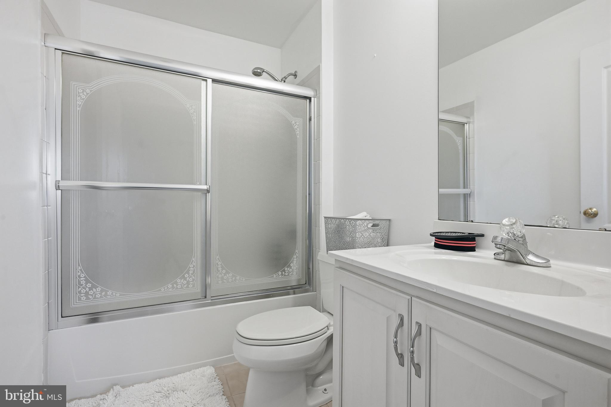 RED LION CHASE - Residential