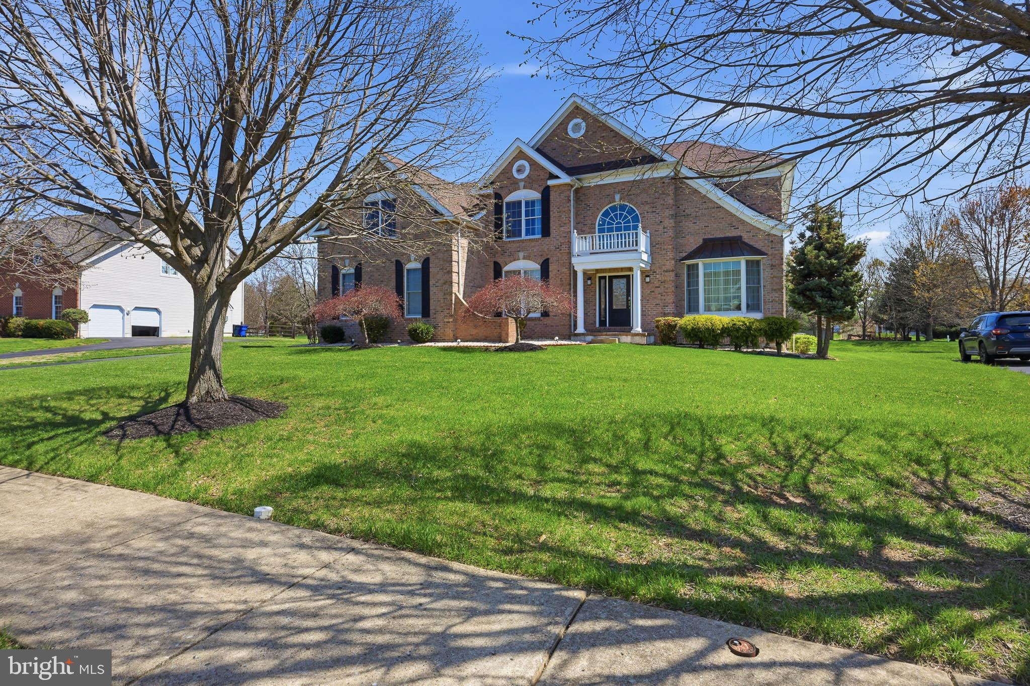 RED LION CHASE - Residential