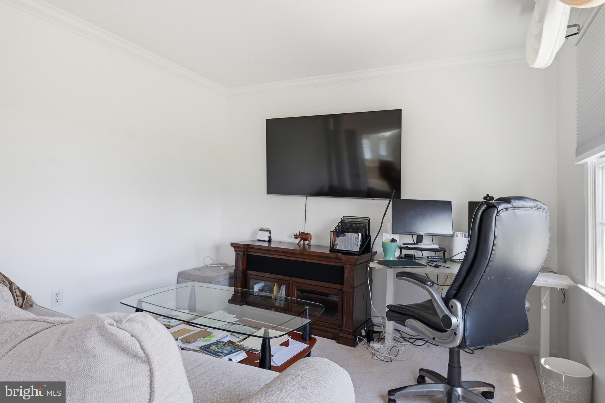 RED LION CHASE - Residential