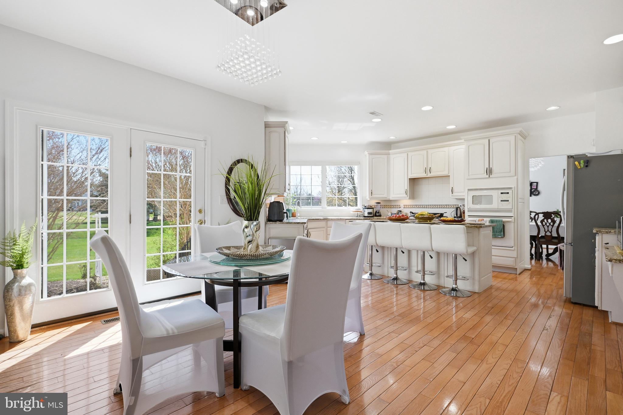 RED LION CHASE - Residential