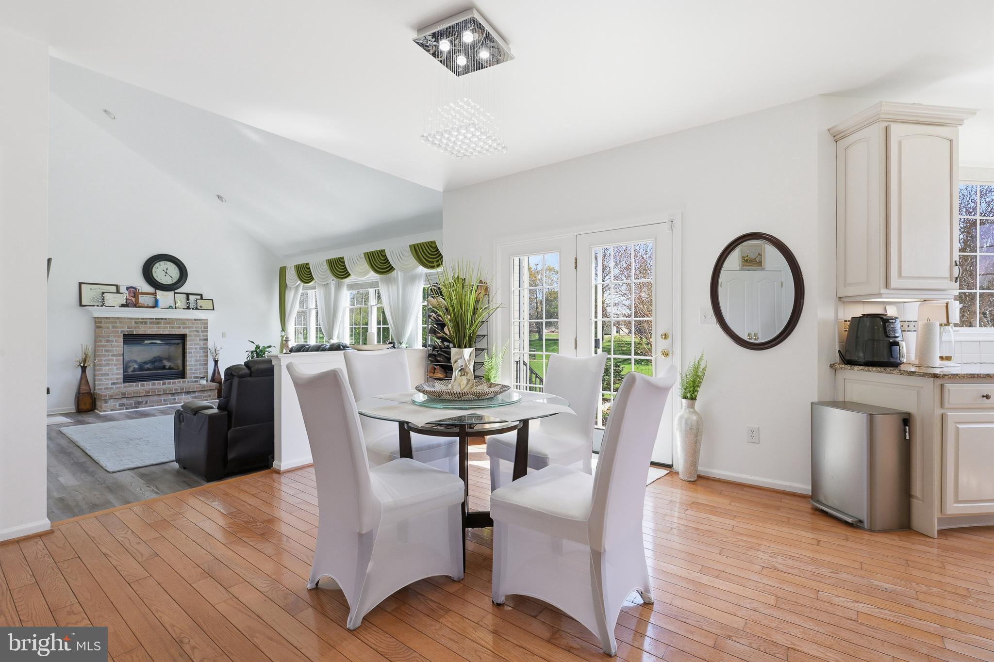 RED LION CHASE - Residential