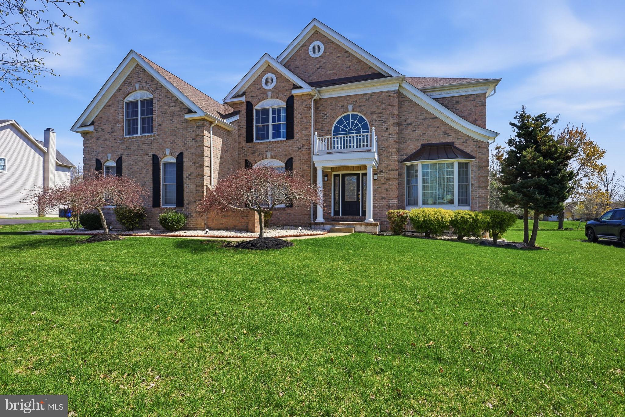 RED LION CHASE - Residential