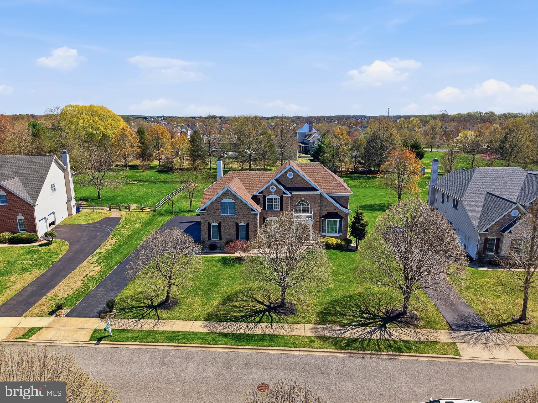 RED LION CHASE - Residential