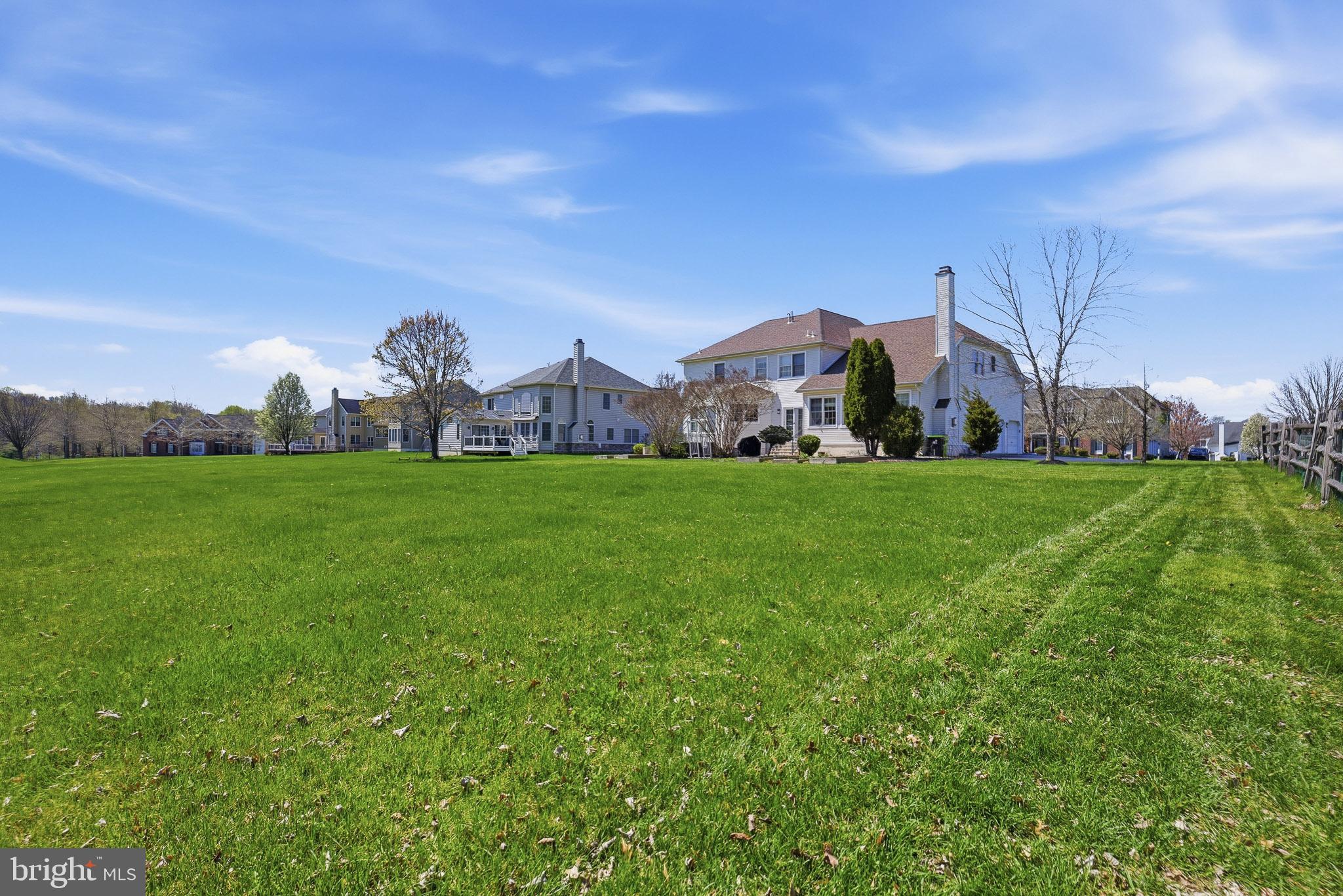 RED LION CHASE - Residential