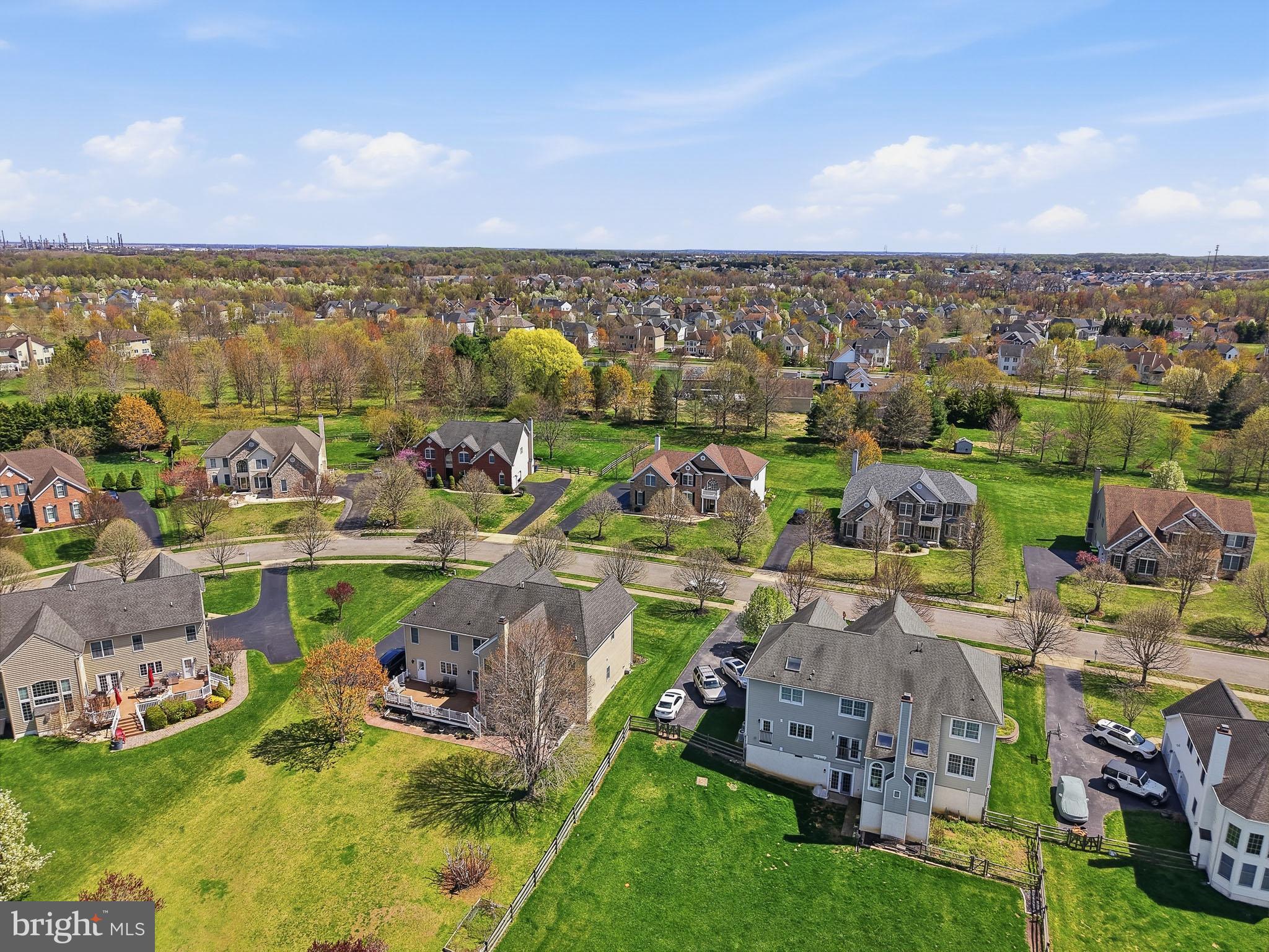 RED LION CHASE - Residential