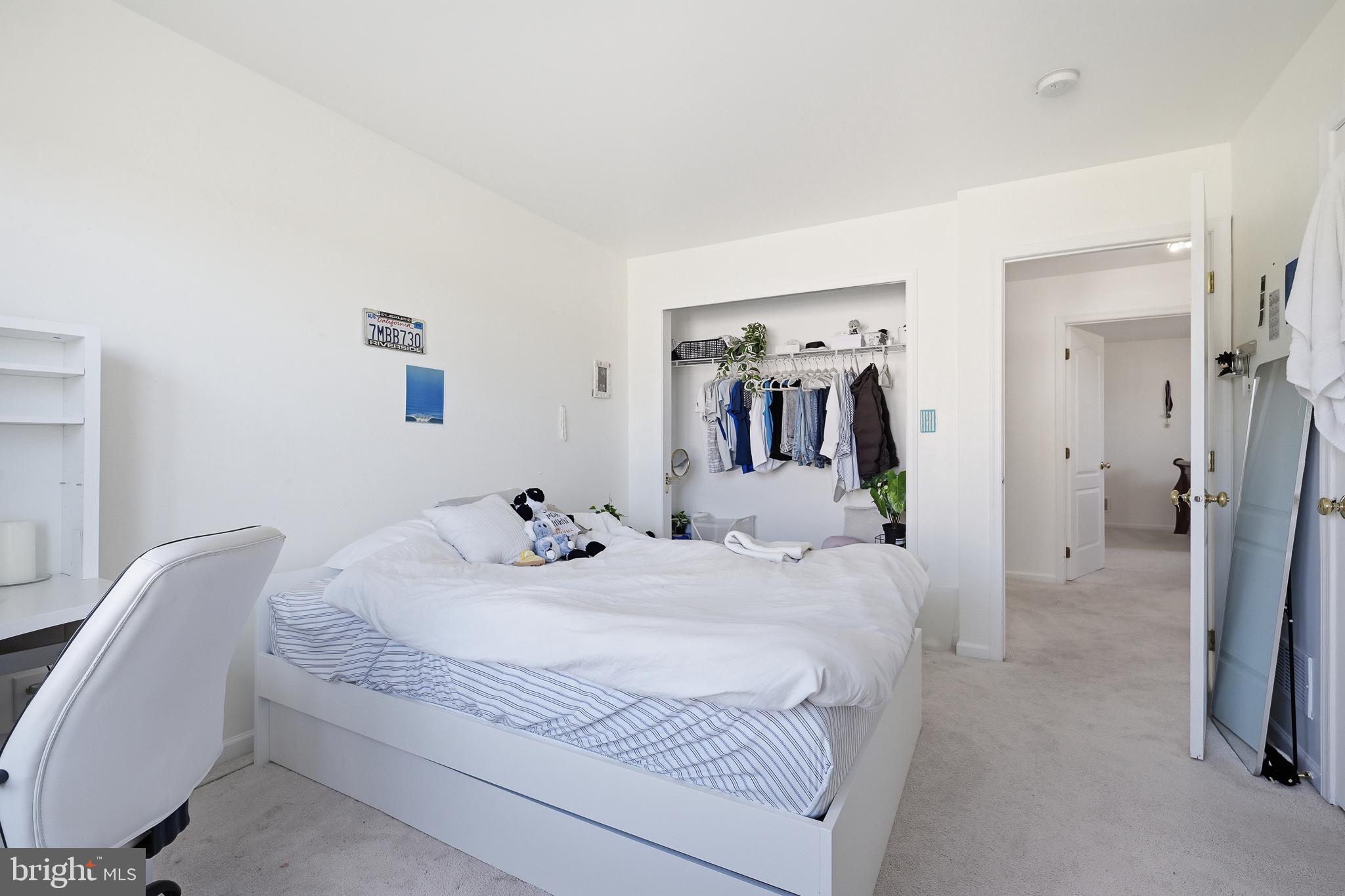 RED LION CHASE - Residential