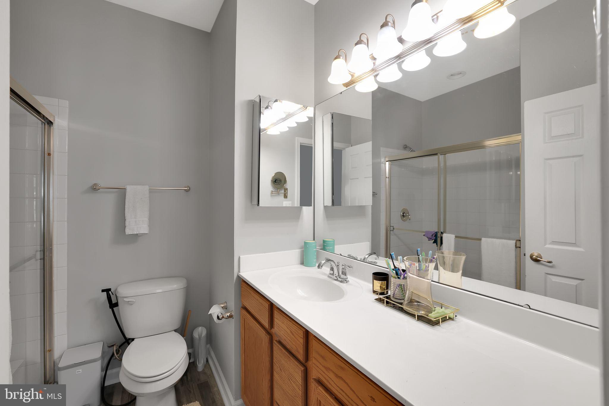 HOWARD SQUARE - Residential