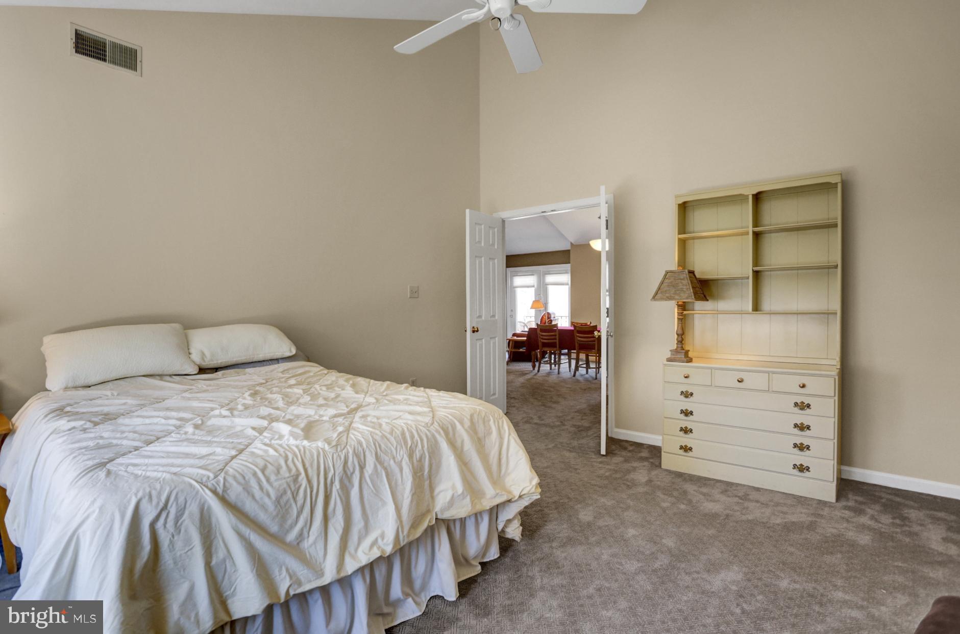 STONE HILL FARMS - Residential