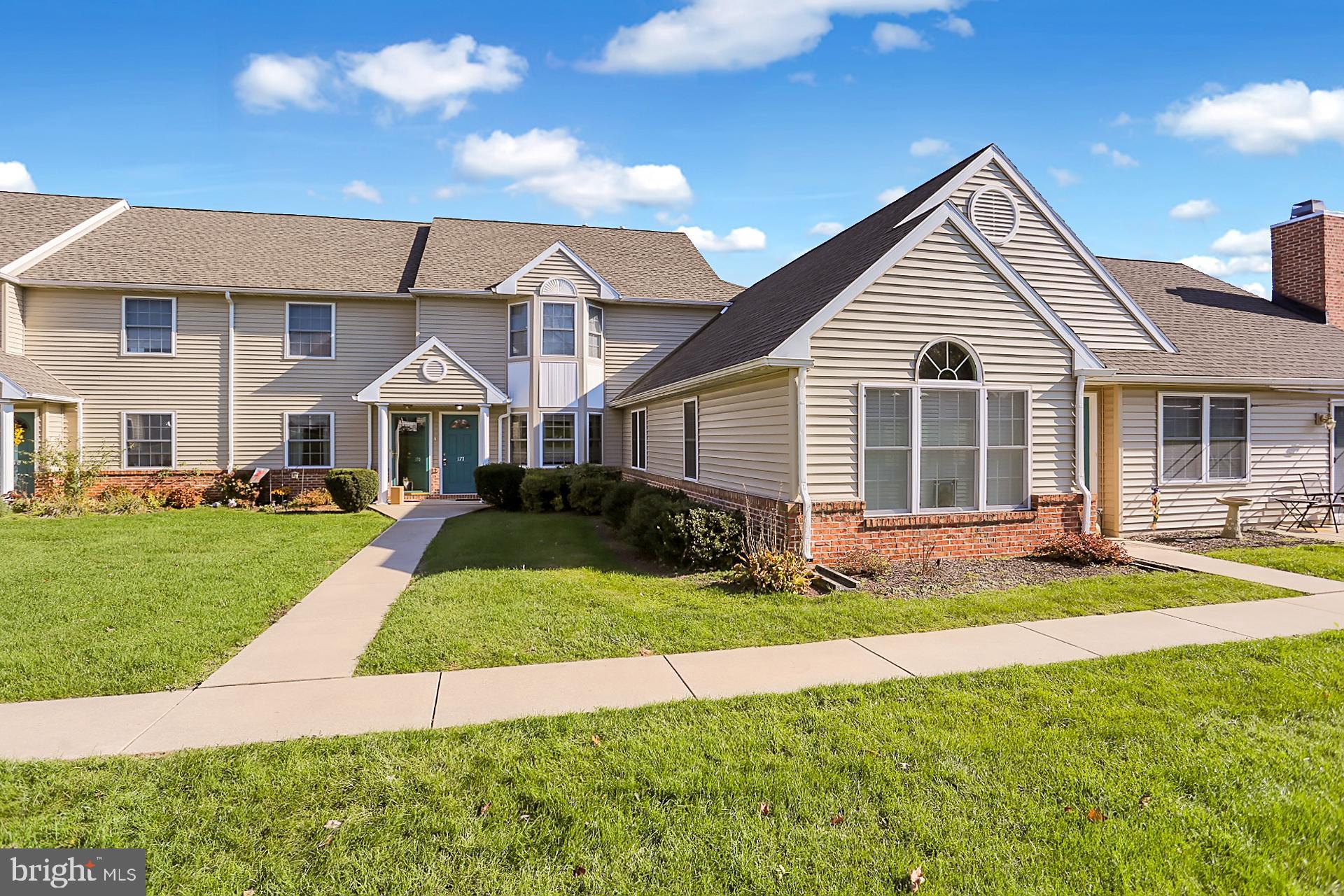 STONE HILL FARMS - Residential