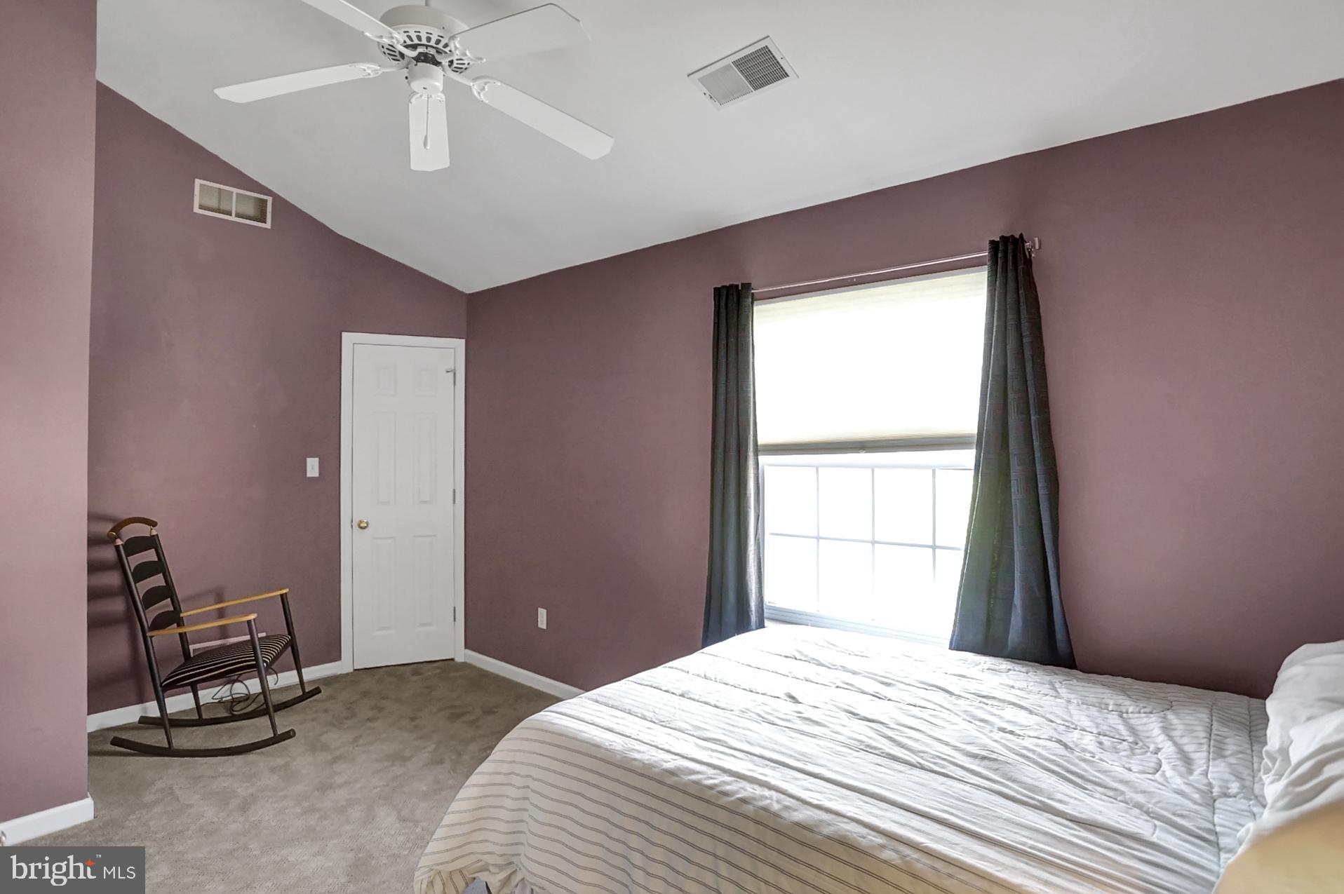 STONE HILL FARMS - Residential