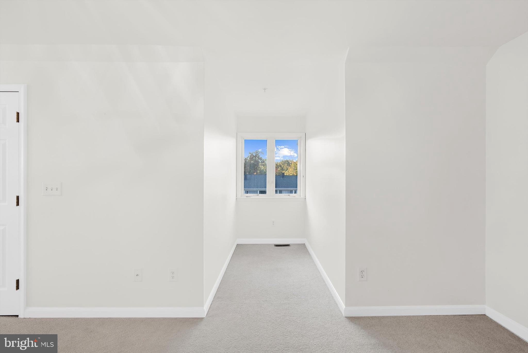 FAIRWAYS BAY HILLS CONDOMINIUMS - Residential