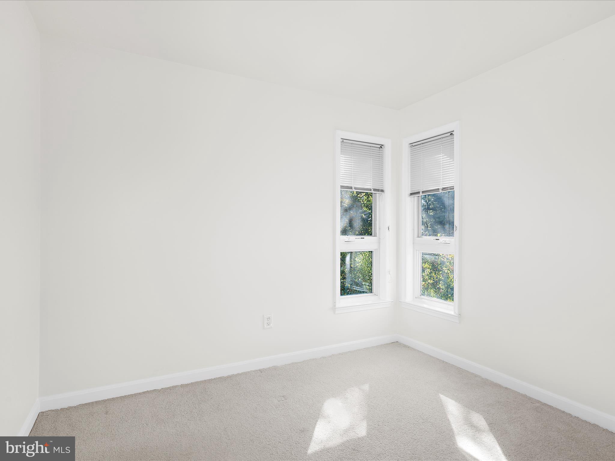 FAIRWAYS BAY HILLS CONDOMINIUMS - Residential