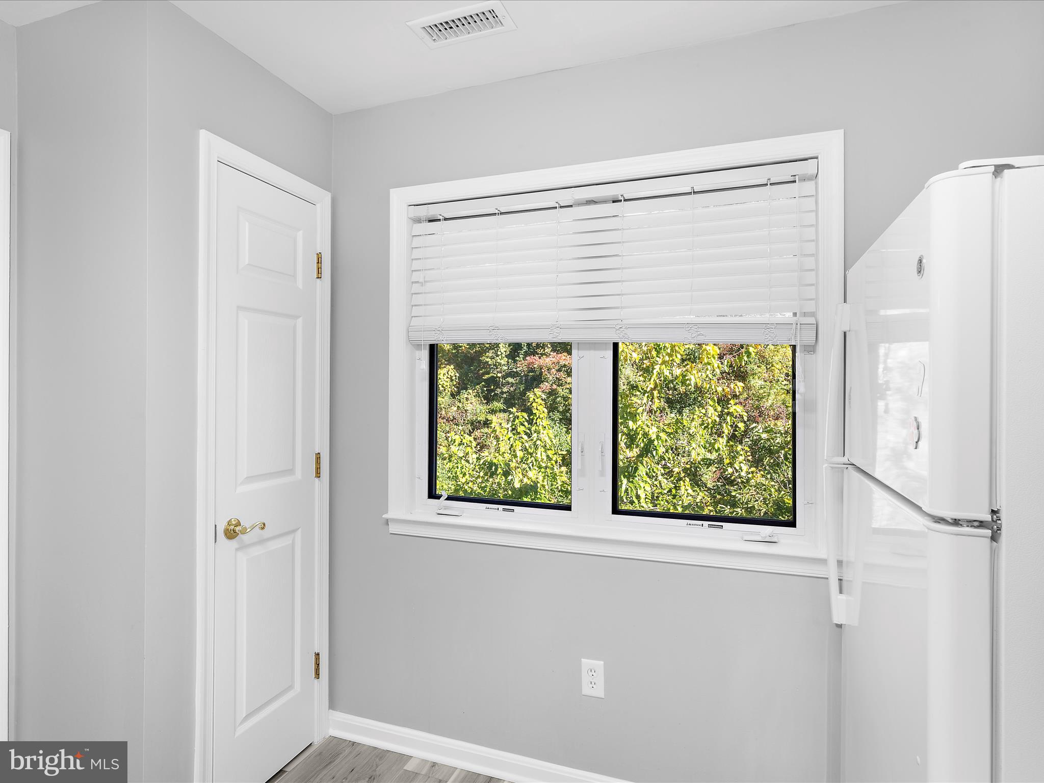 FAIRWAYS BAY HILLS CONDOMINIUMS - Residential