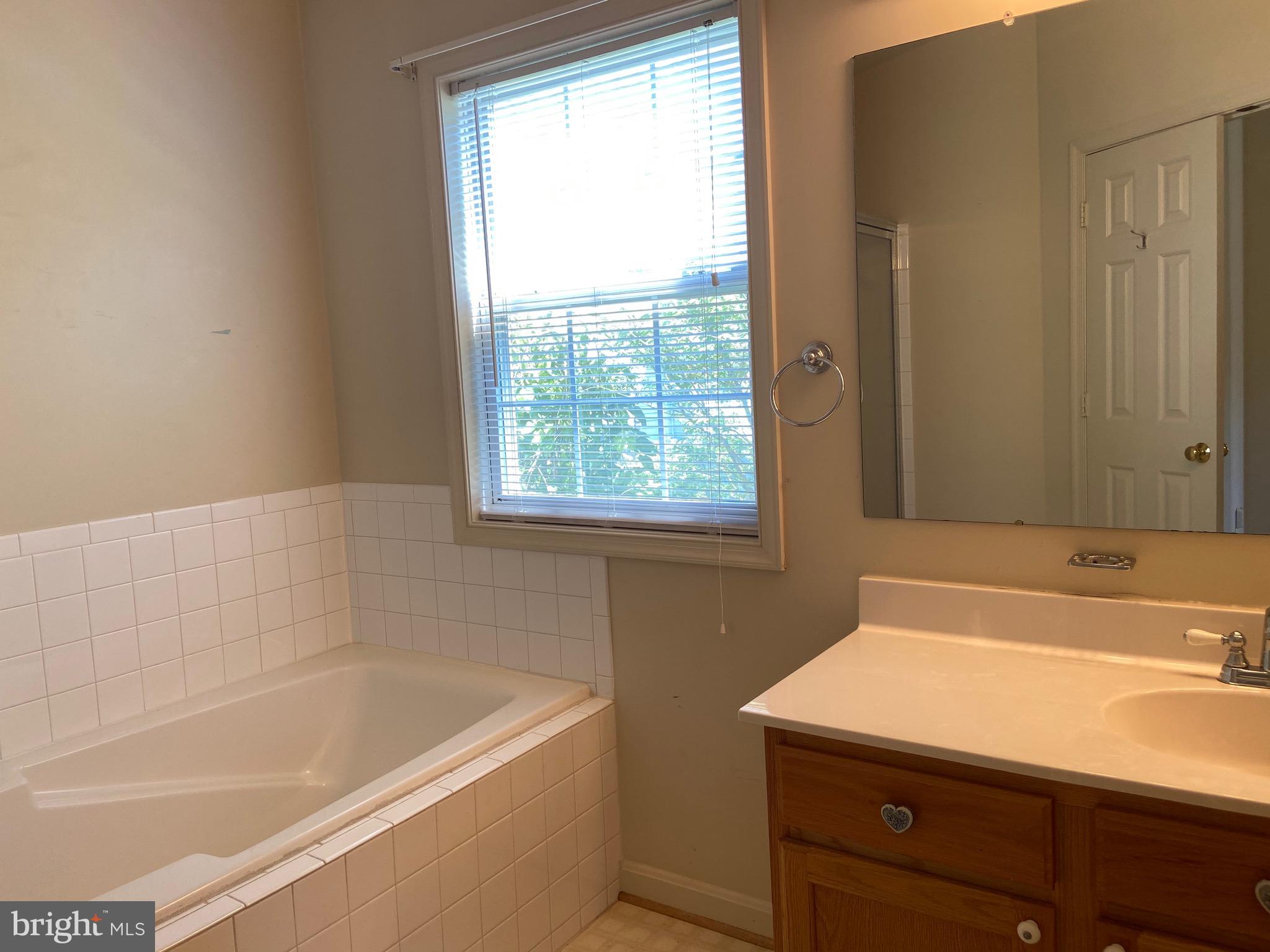 THE WOODS AT PARK RIDGE - Residential Lease