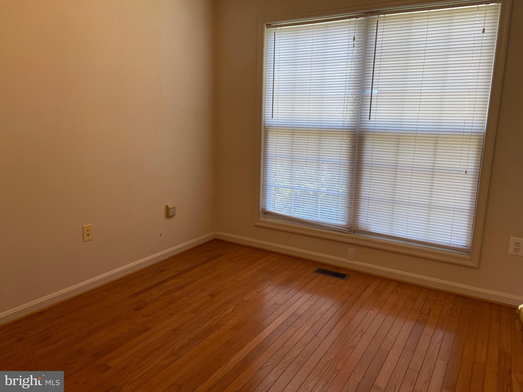 THE WOODS AT PARK RIDGE - Residential Lease