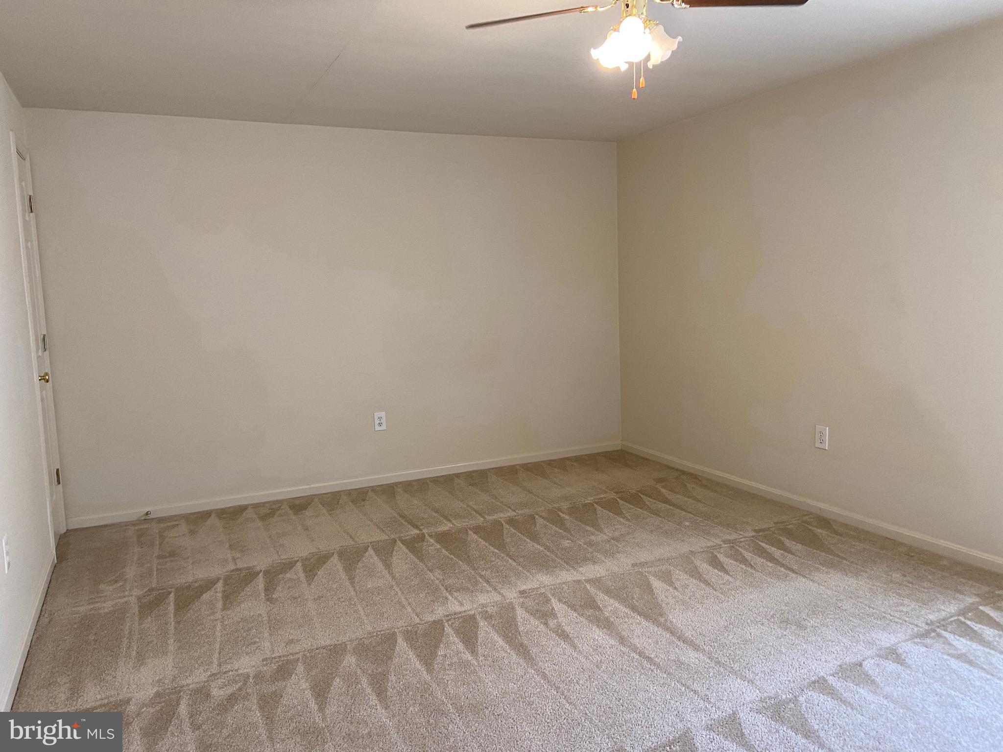 THE WOODS AT PARK RIDGE - Residential Lease