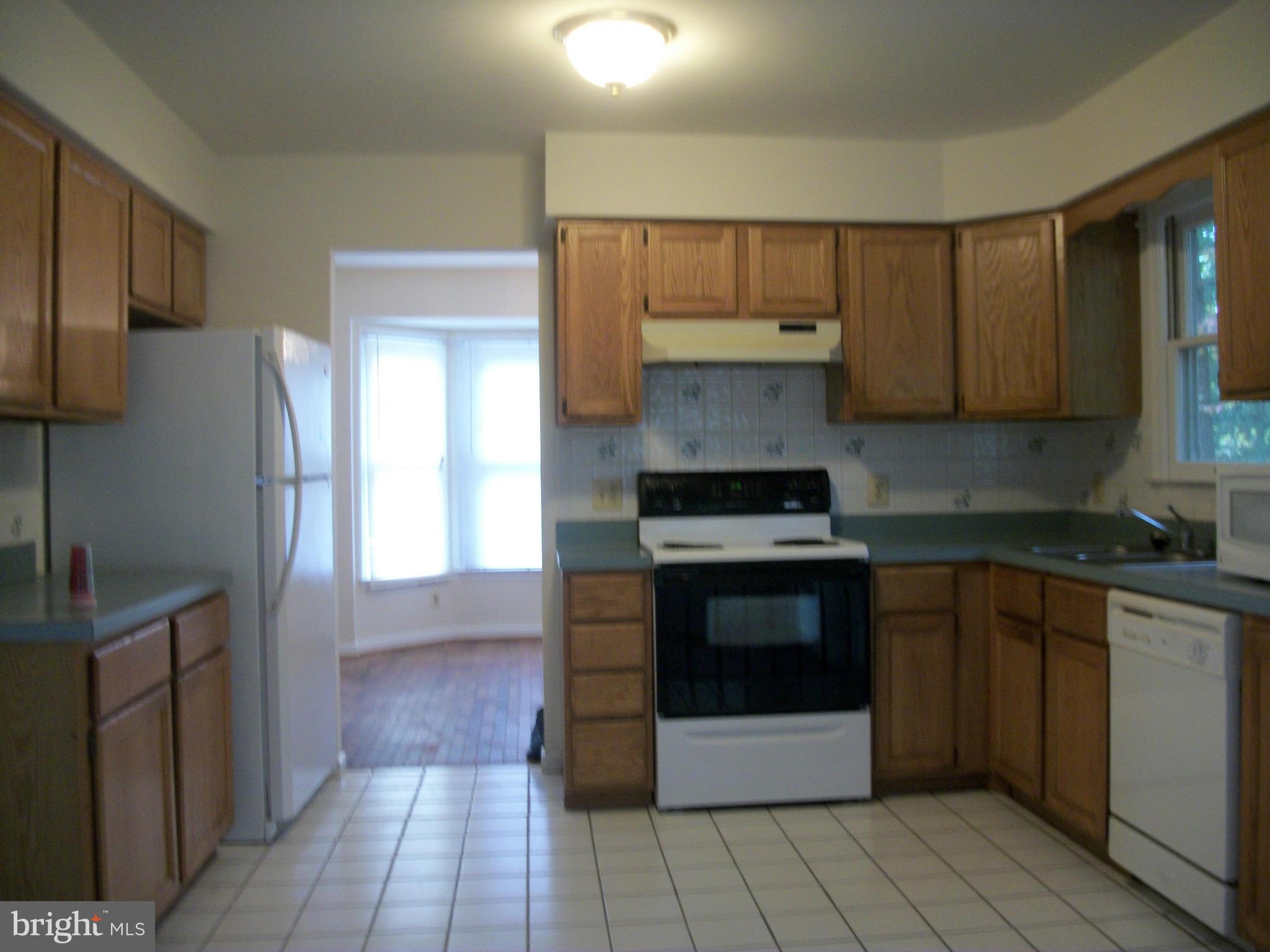 EASTERN VIEW - Residential Lease