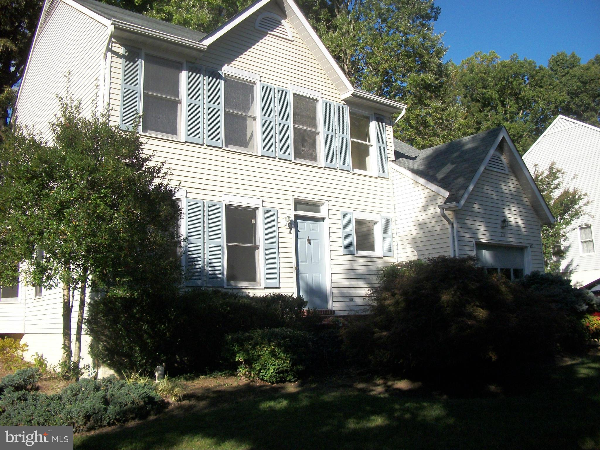 EASTERN VIEW - Residential Lease