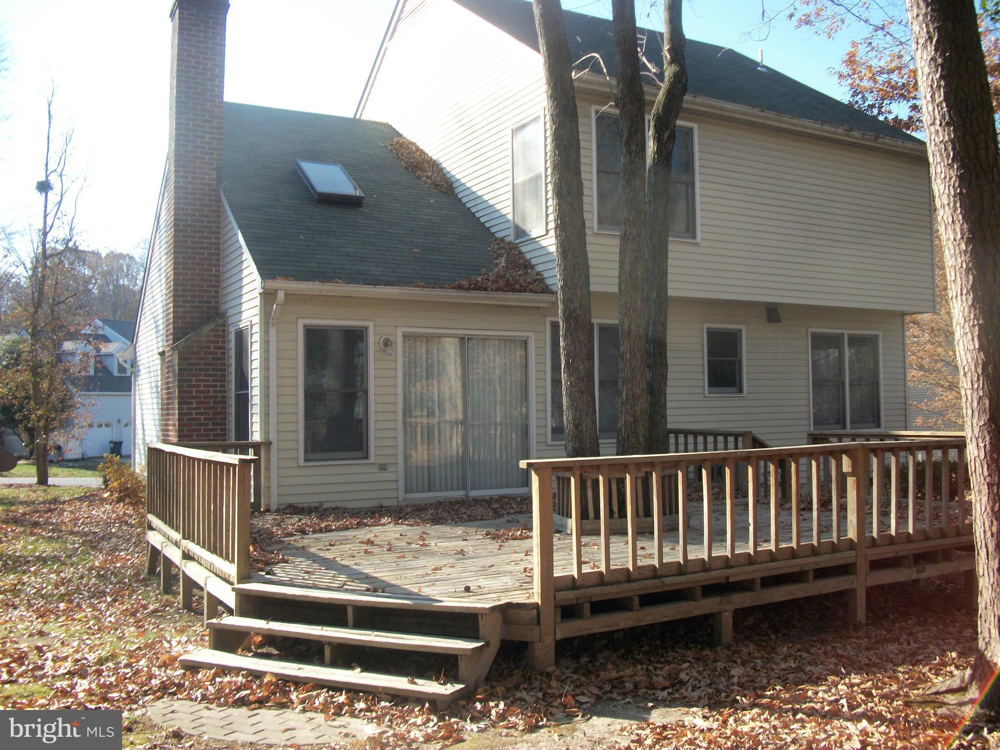 EASTERN VIEW - Residential Lease