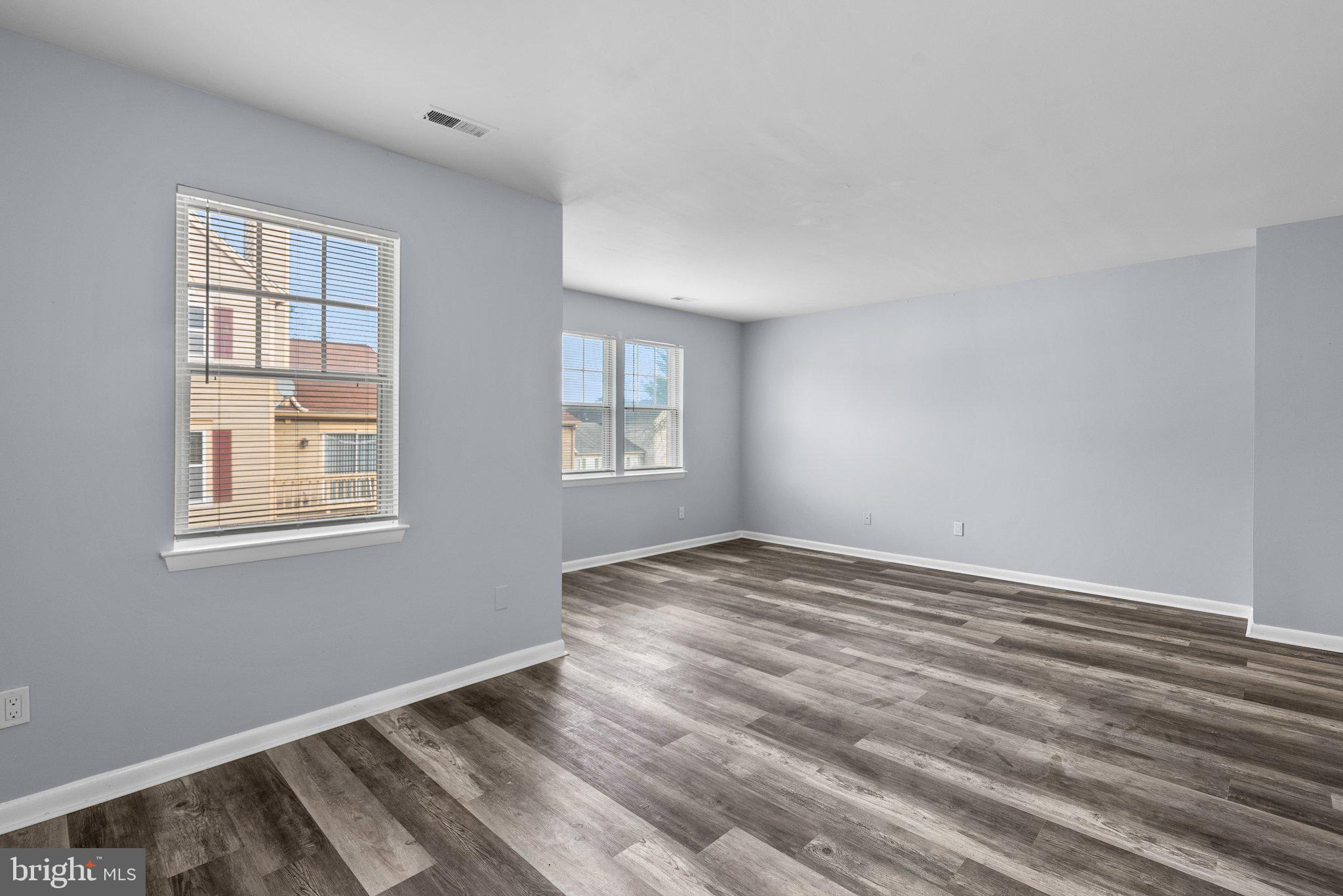 GREENFIELDS - Residential