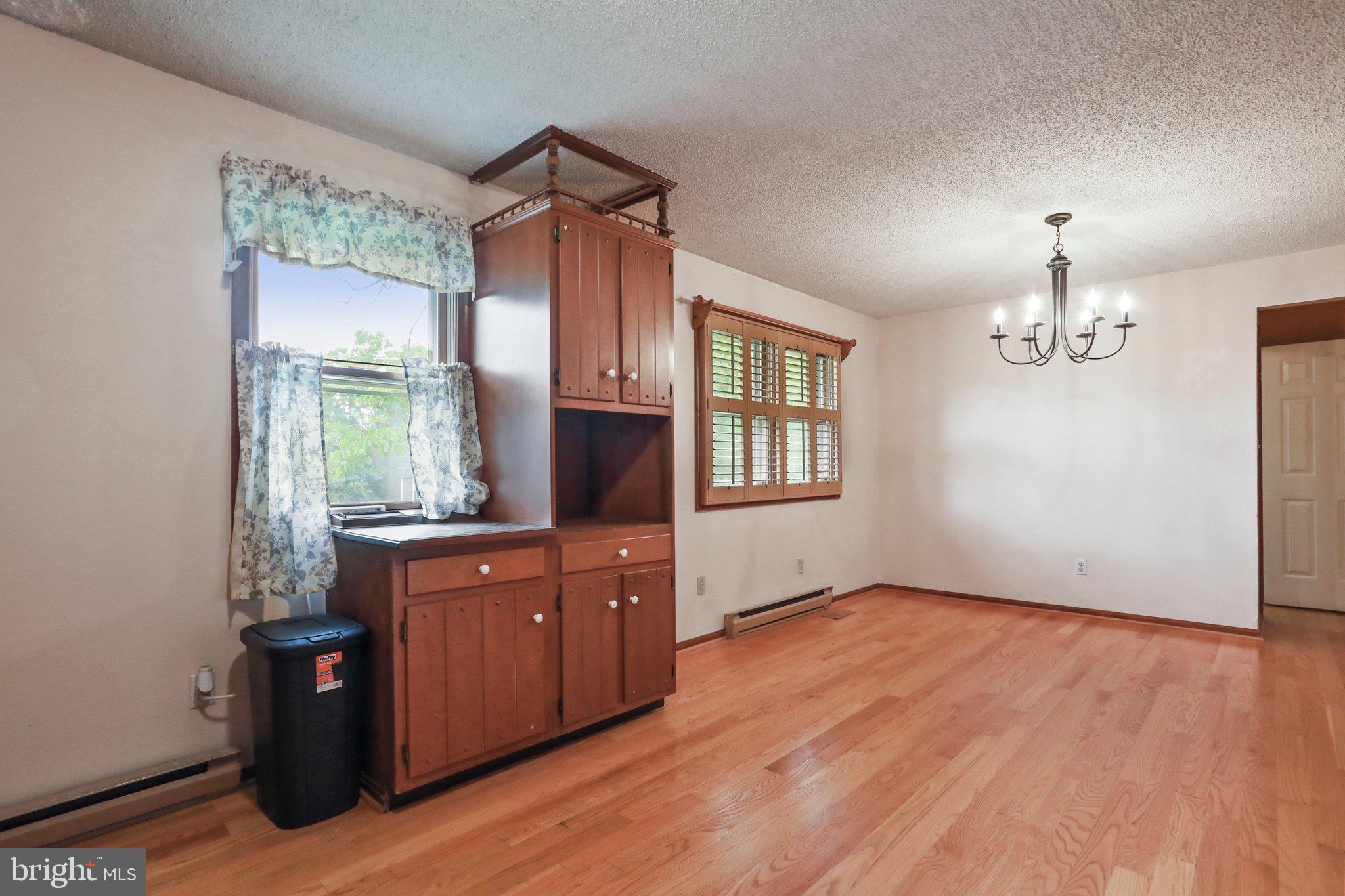 SKY-LIN PARK - Residential