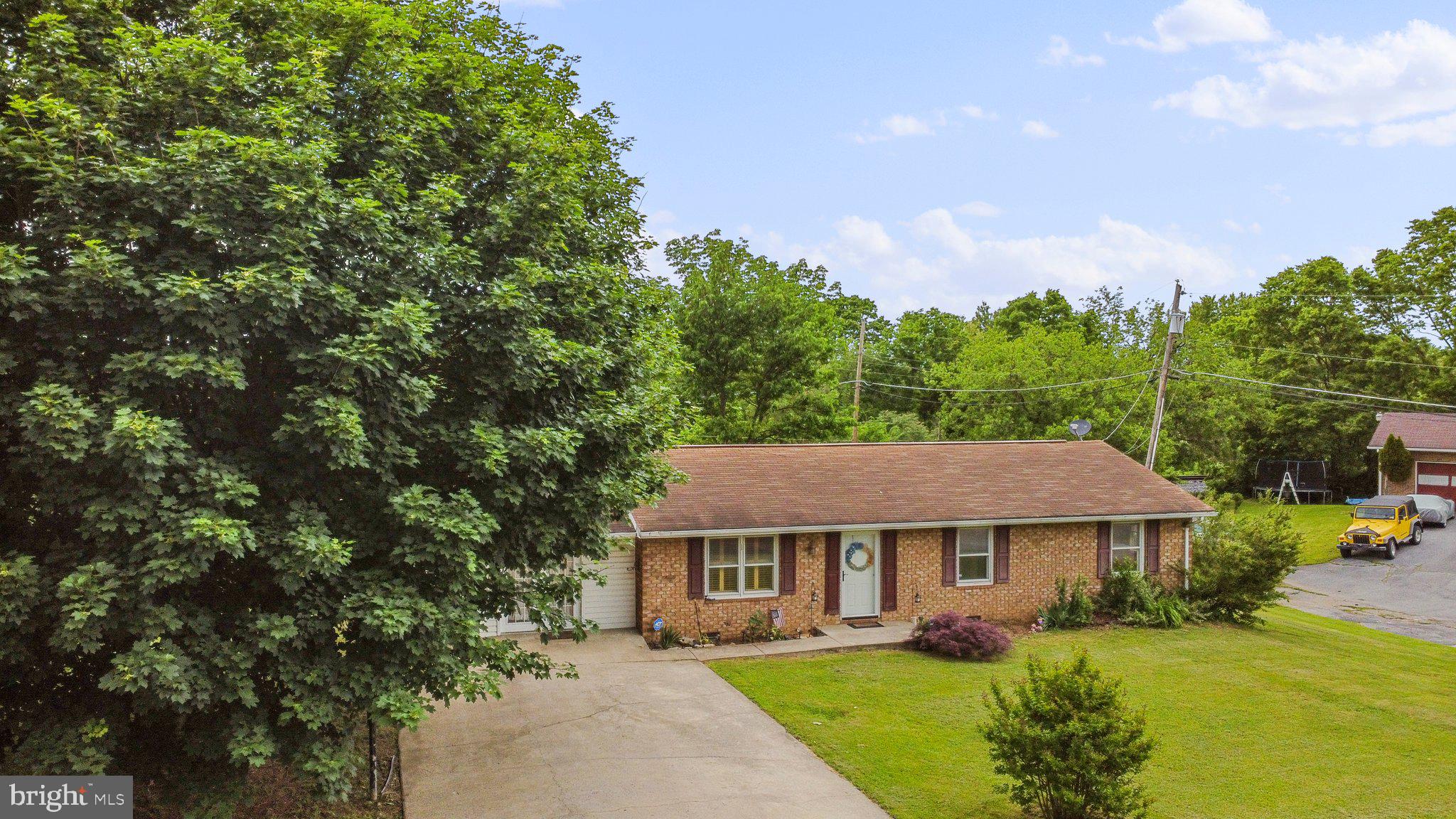 SKY-LIN PARK - Residential