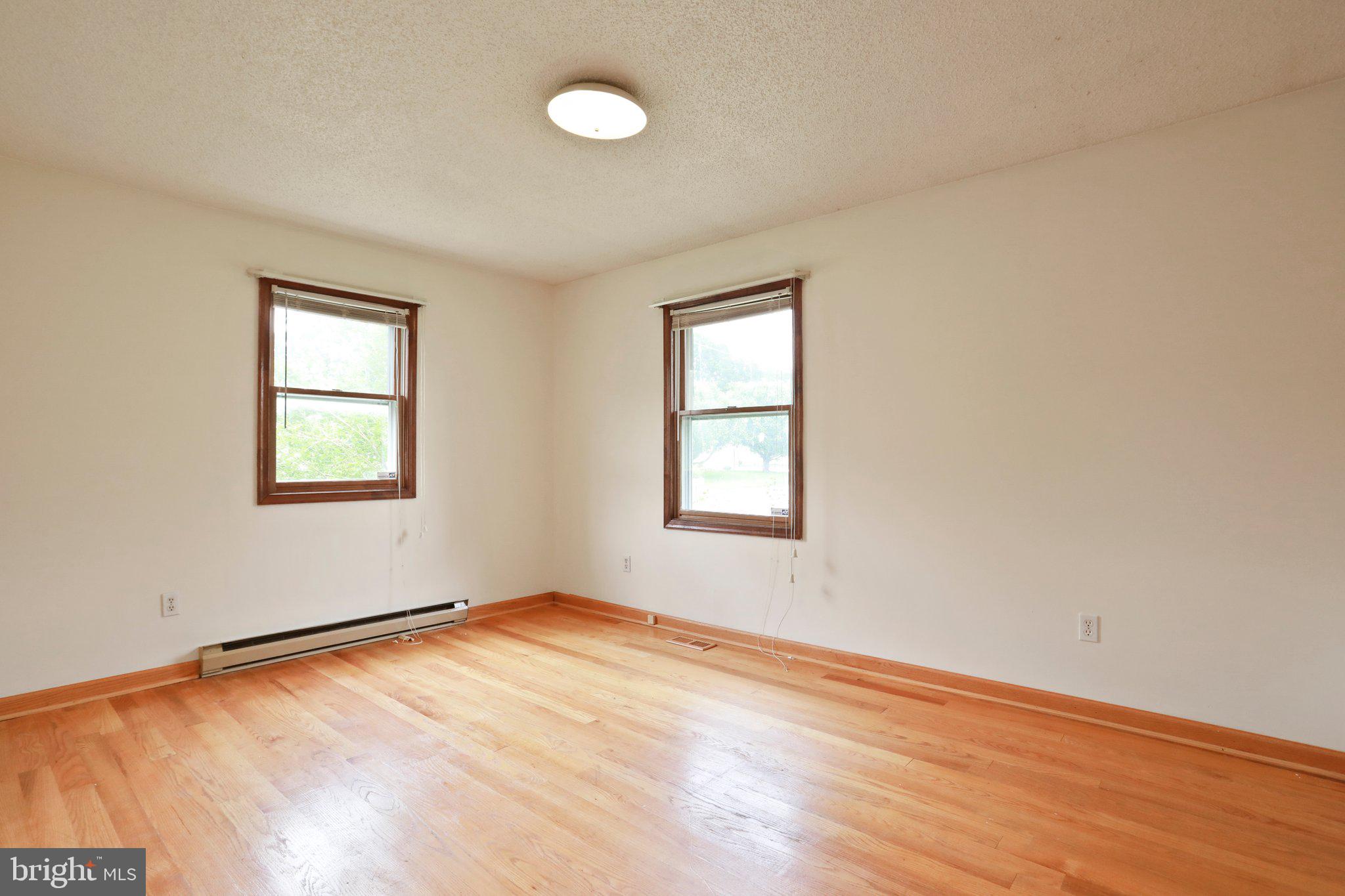 SKY-LIN PARK - Residential