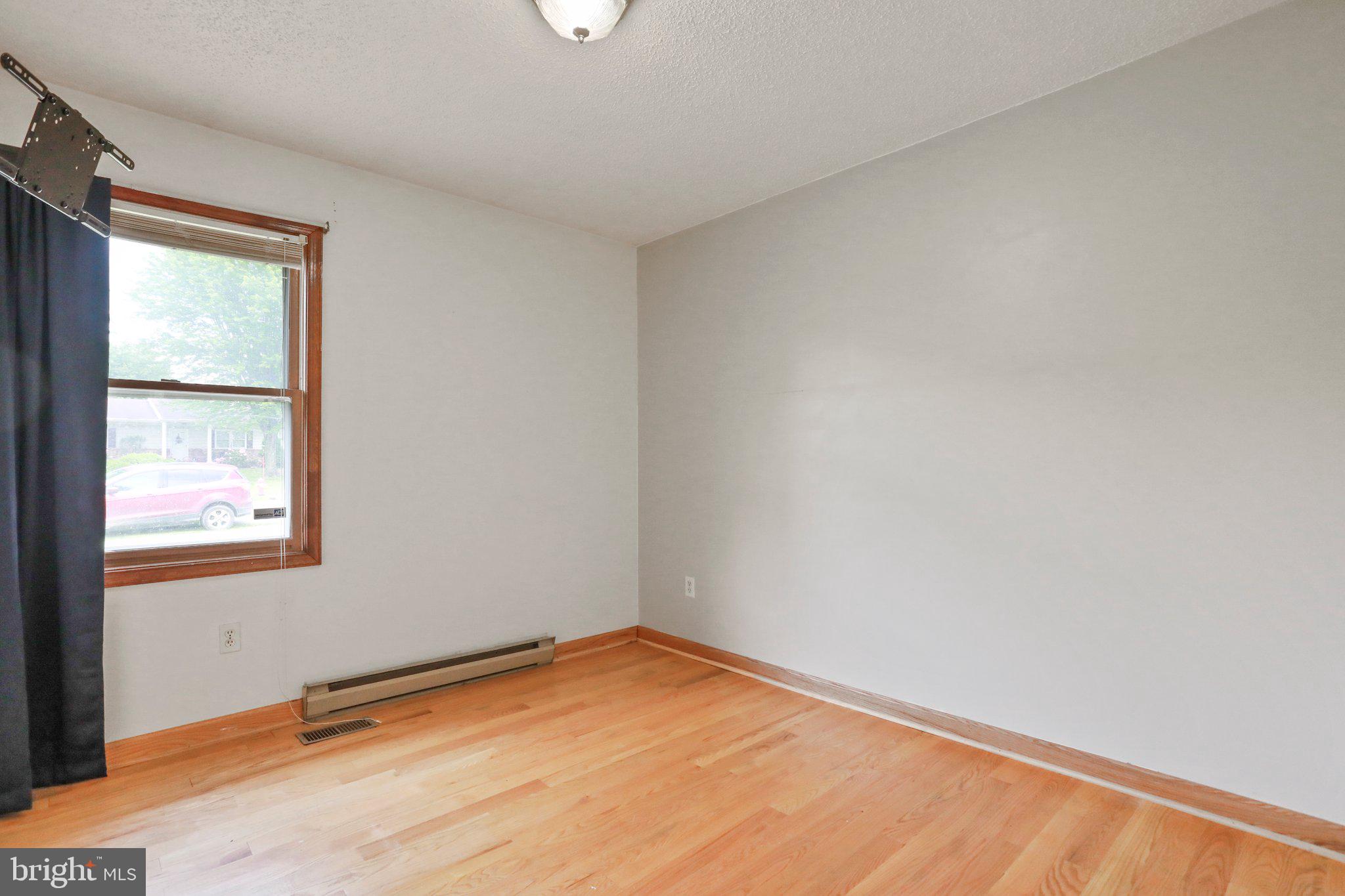 SKY-LIN PARK - Residential