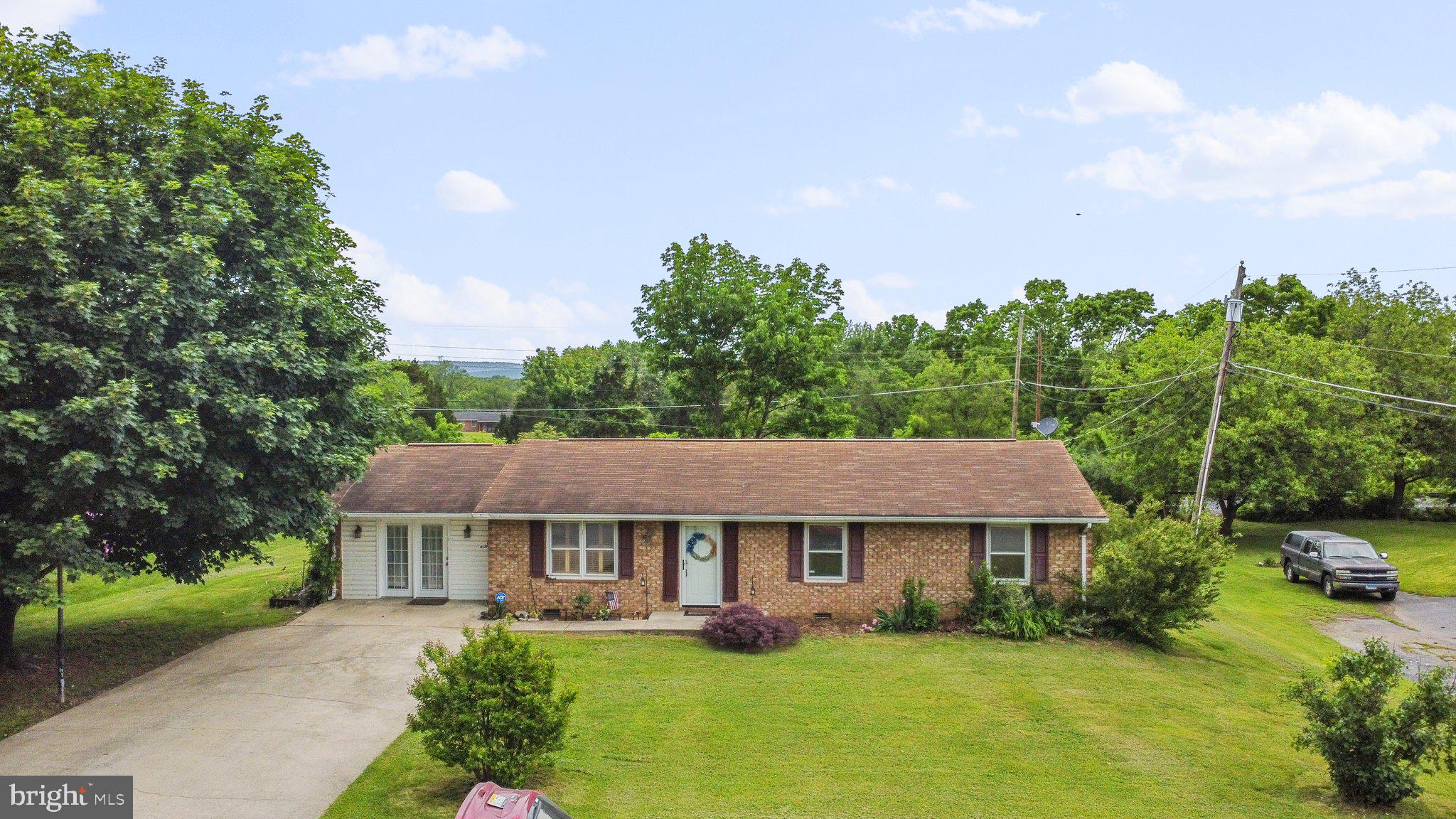 SKY-LIN PARK - Residential