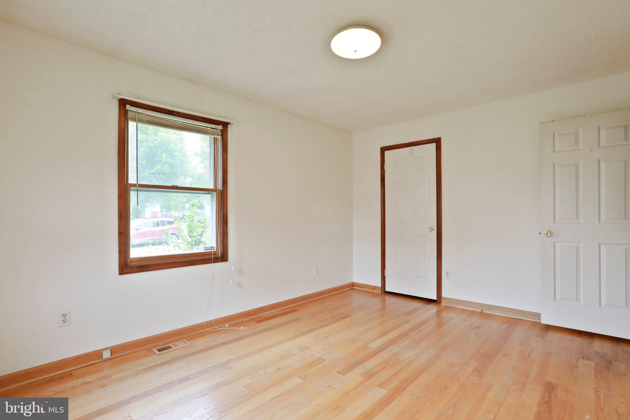 SKY-LIN PARK - Residential