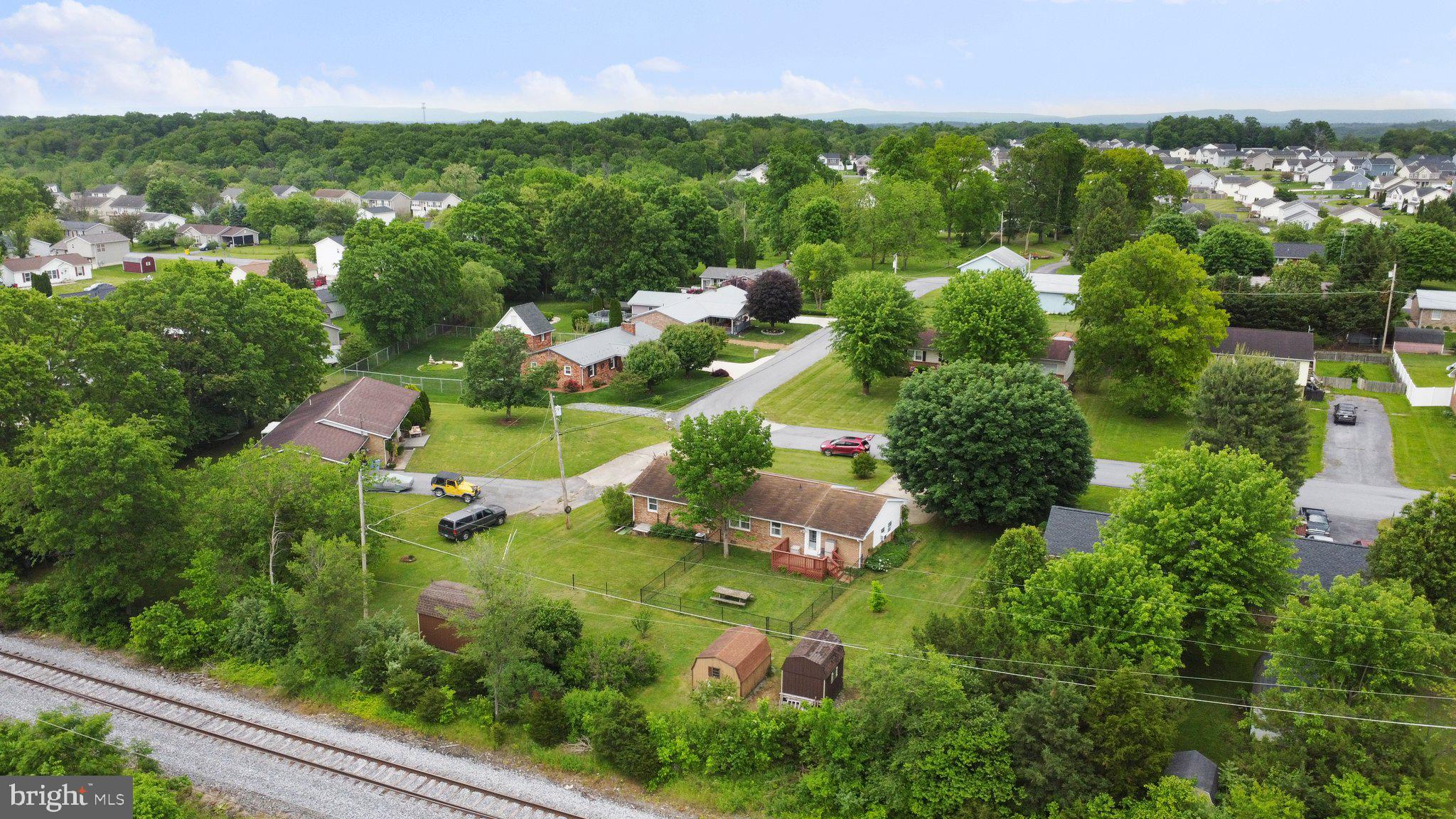 SKY-LIN PARK - Residential
