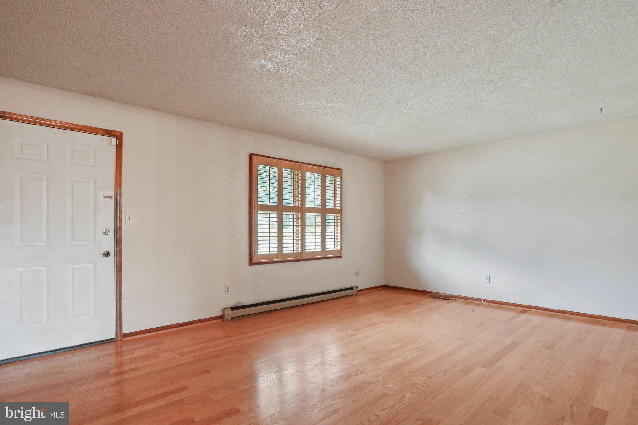 SKY-LIN PARK - Residential