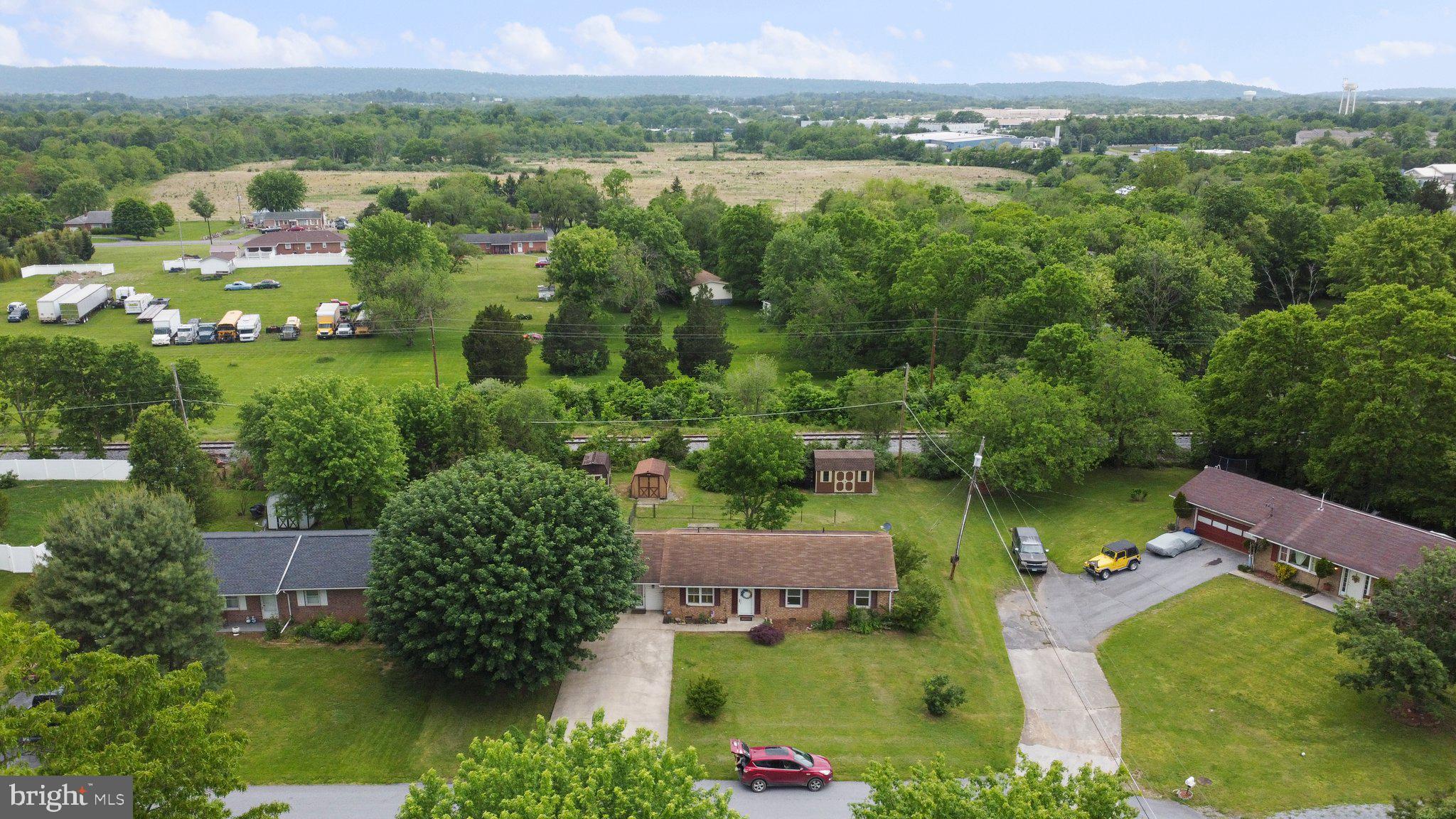 SKY-LIN PARK - Residential